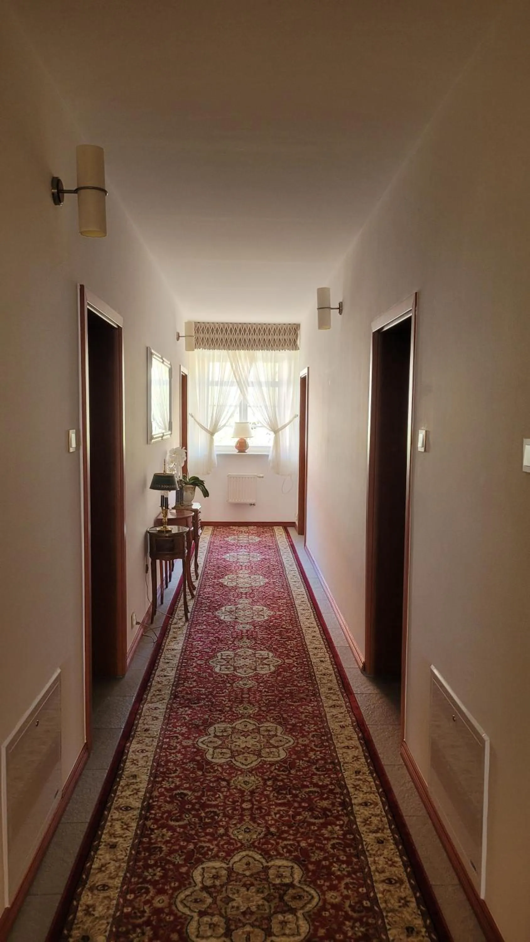 Decorative detail in Maxim honorujemy bon turystyczny