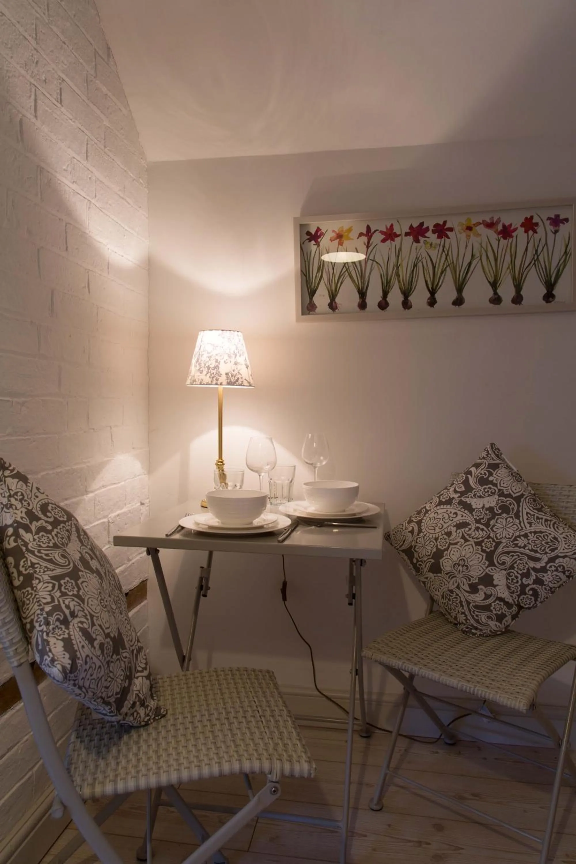 Photo of the whole room in The Norman Knight Whichford