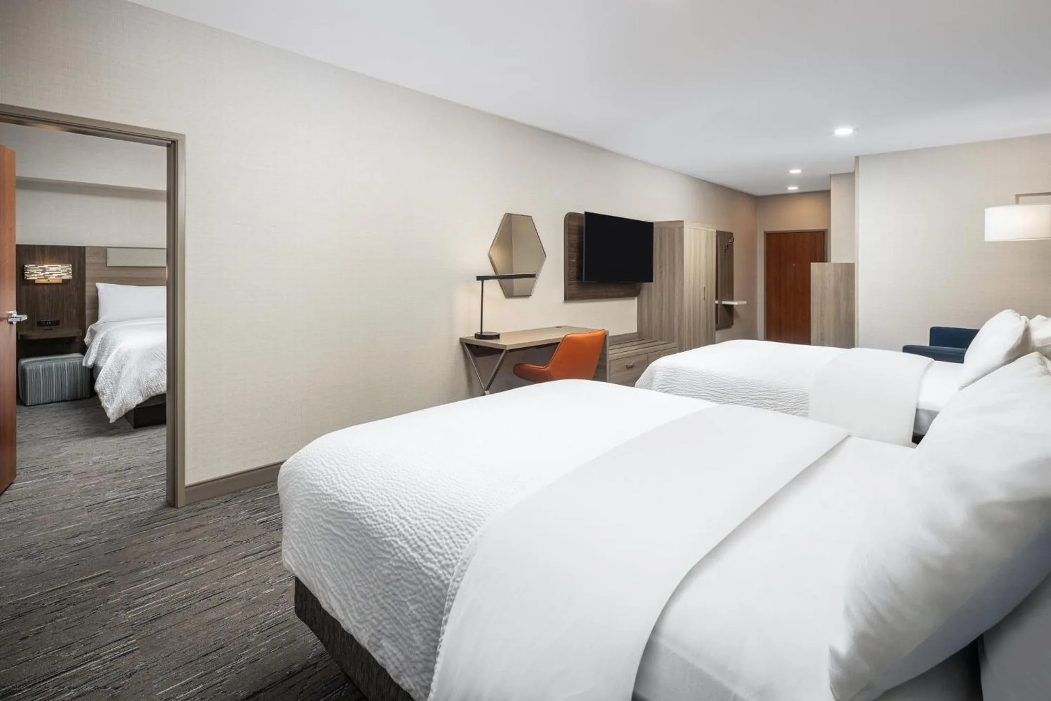 Photo of the whole room, Bed in Holiday Inn Express & Suites Nampa - Idaho Center by IHG