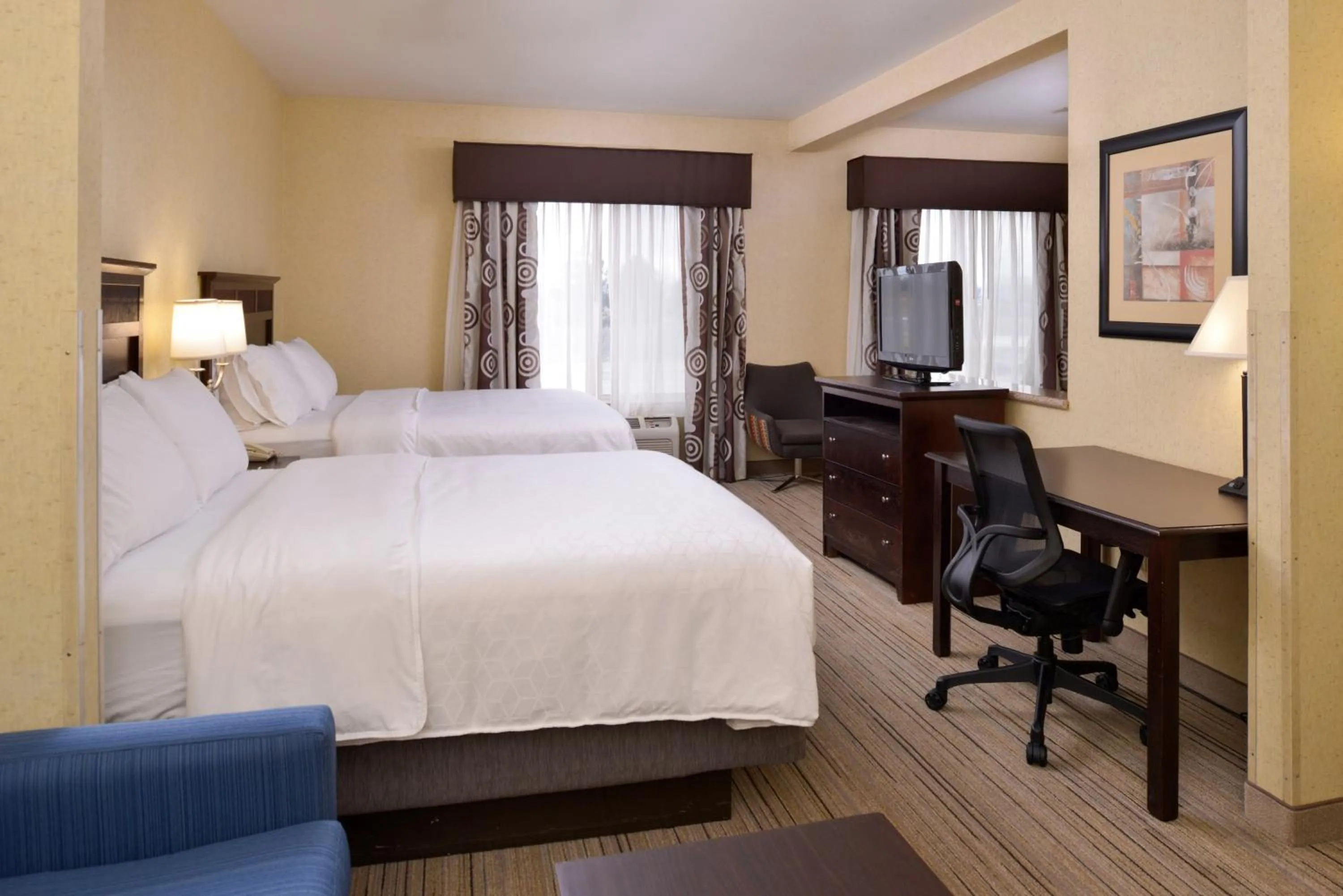 Photo of the whole room, Bed in Holiday Inn Express & Suites Nampa - Idaho Center by IHG