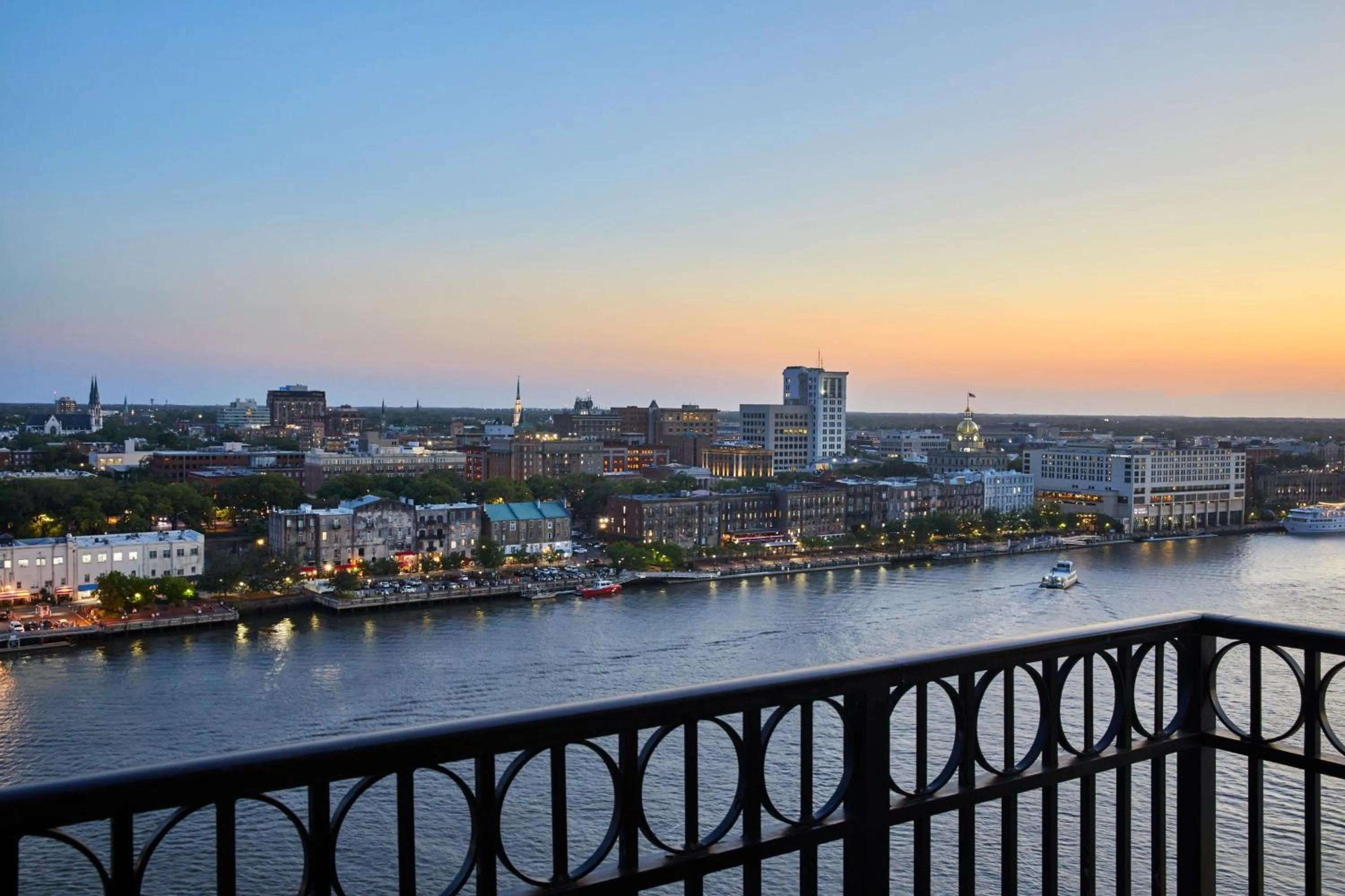 Photo of the whole room in The Westin Savannah Harbor Golf Resort & Spa