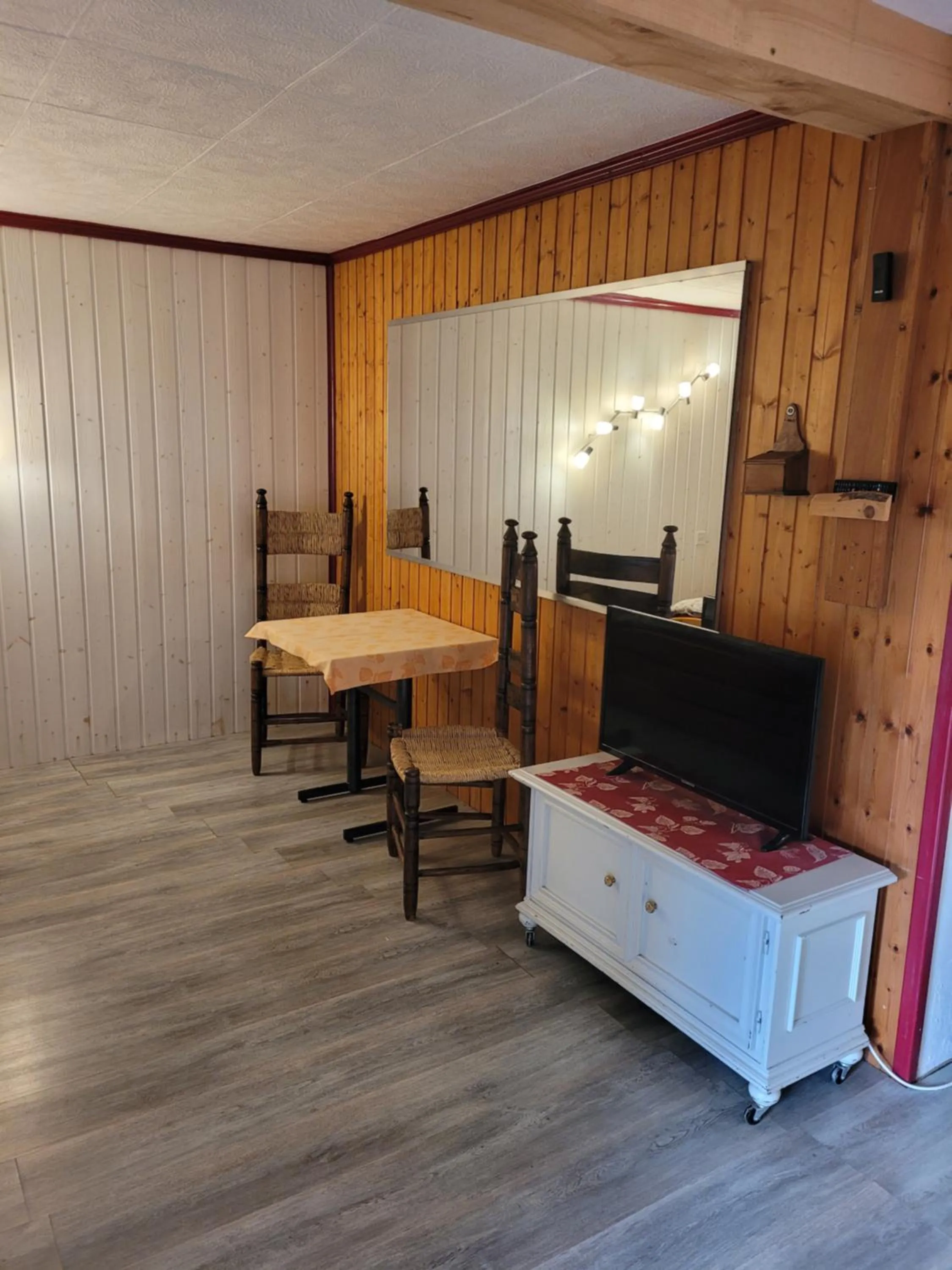 Le Nid Du Caveau
