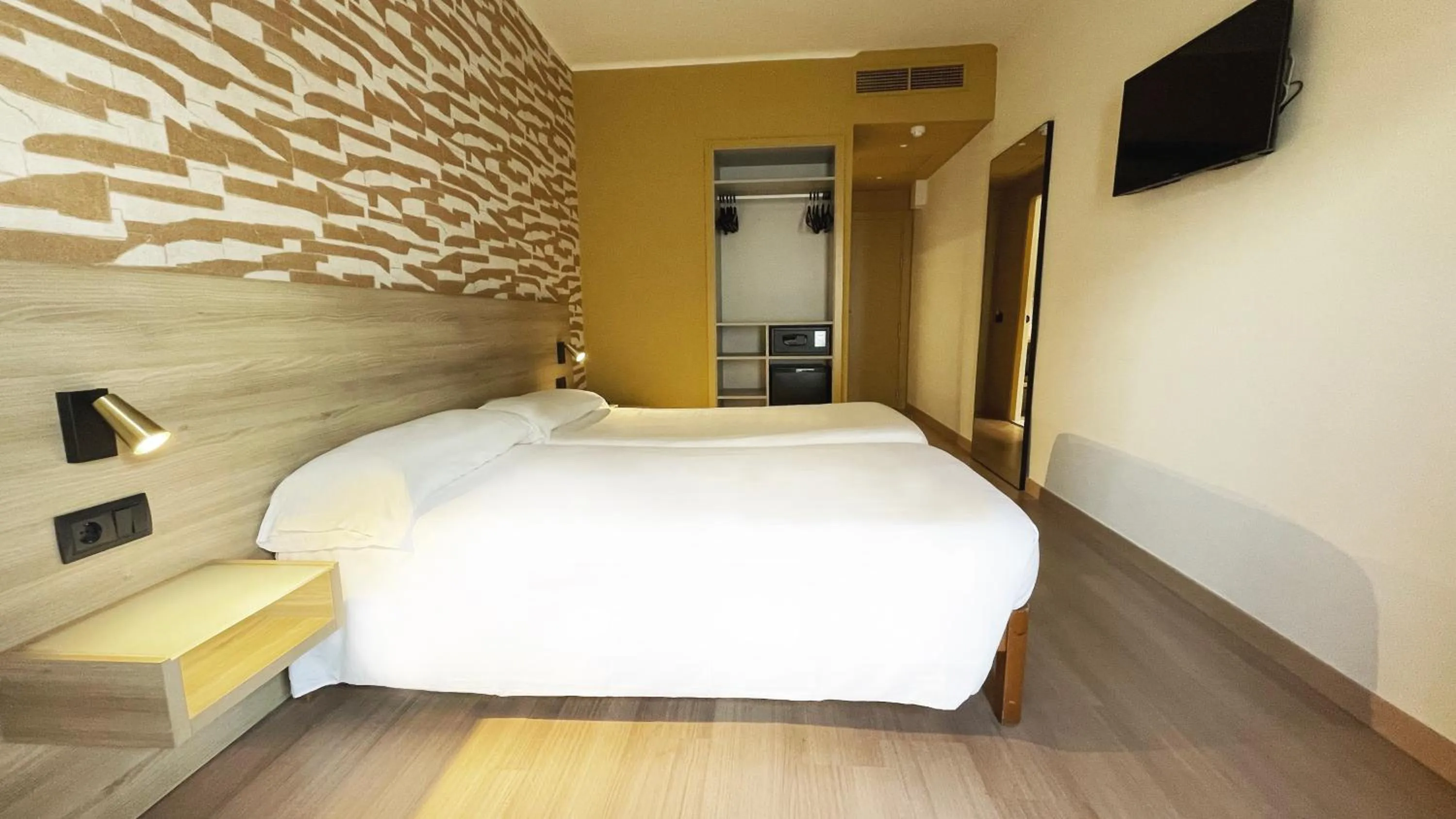 Bed in Hotel Eden Palma Playa Adults Only