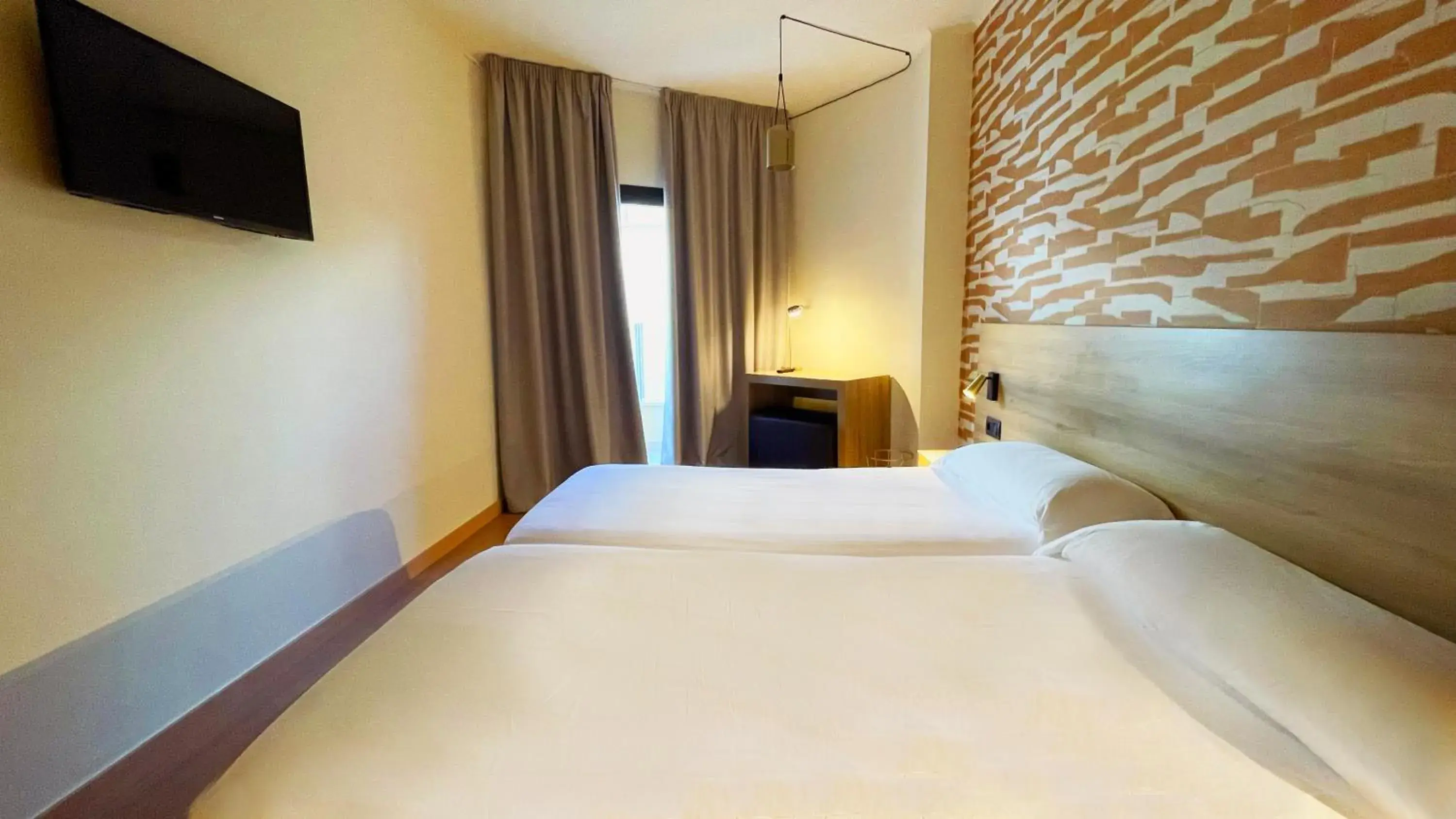 Bed in Hotel Eden Palma Playa Adults Only Bed in Hotel Eden Palma Playa Adults Only