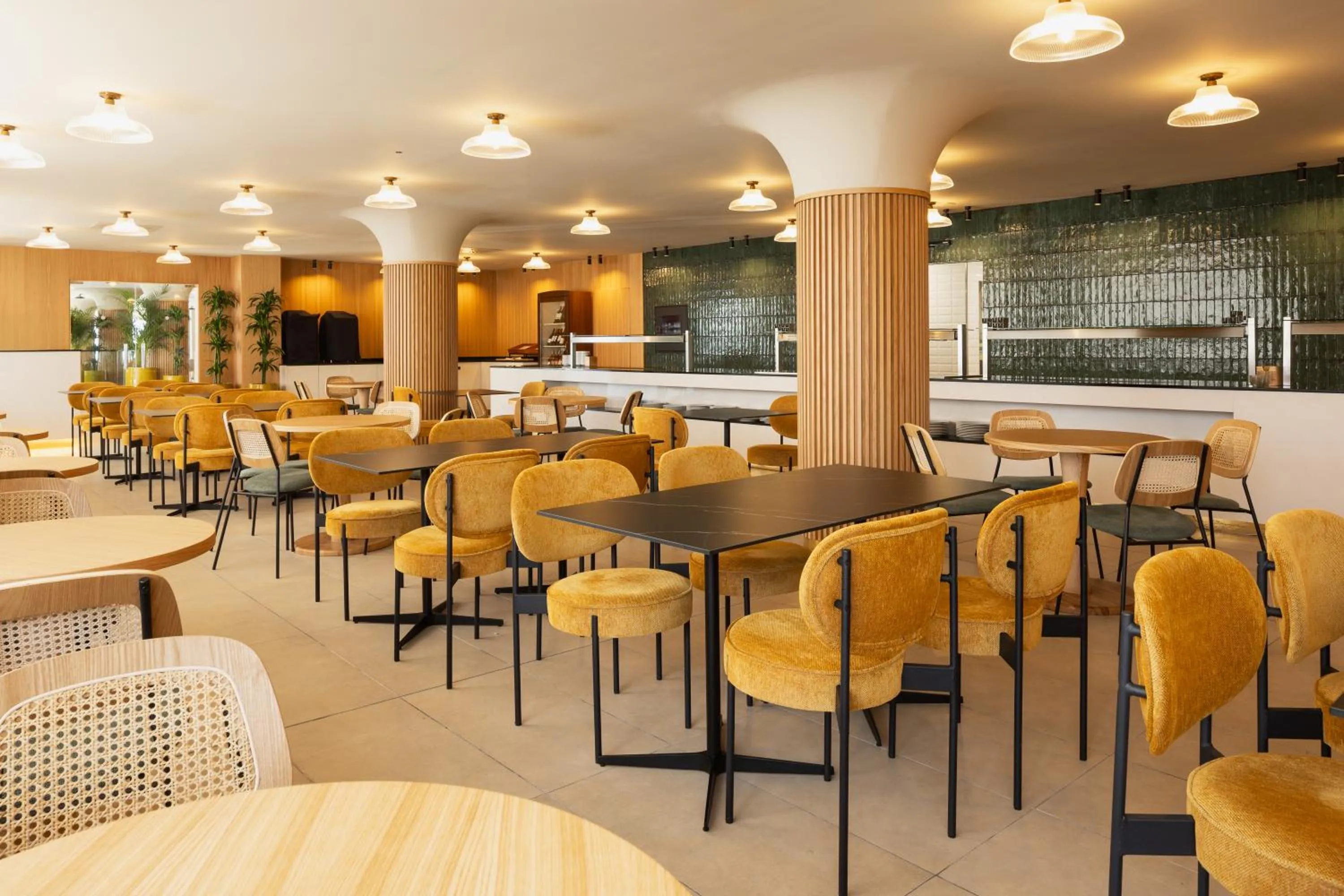 Dining area in Hotel Eden Palma Playa Adults Only