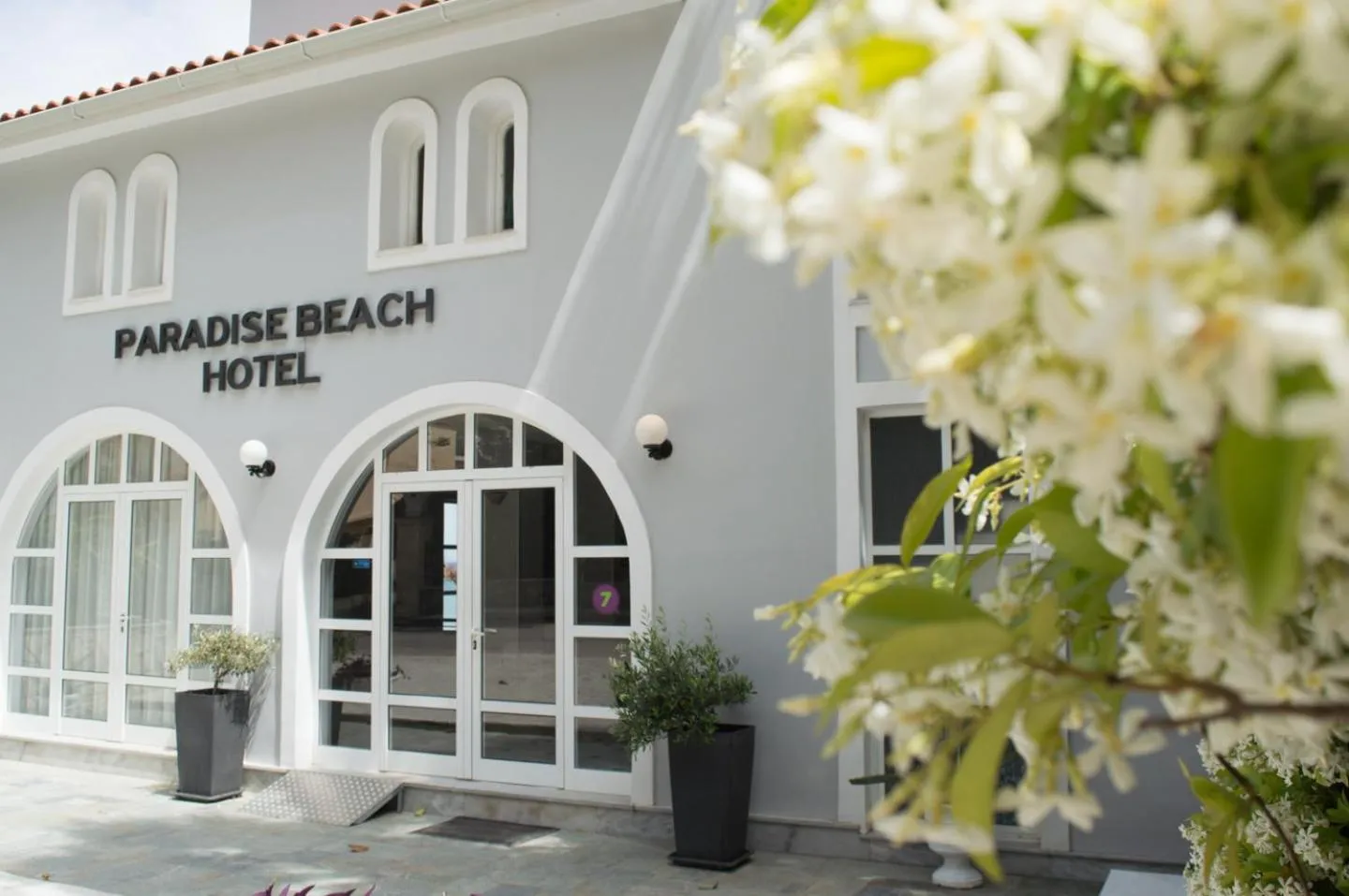 Property building in Paradise Beach Hotel