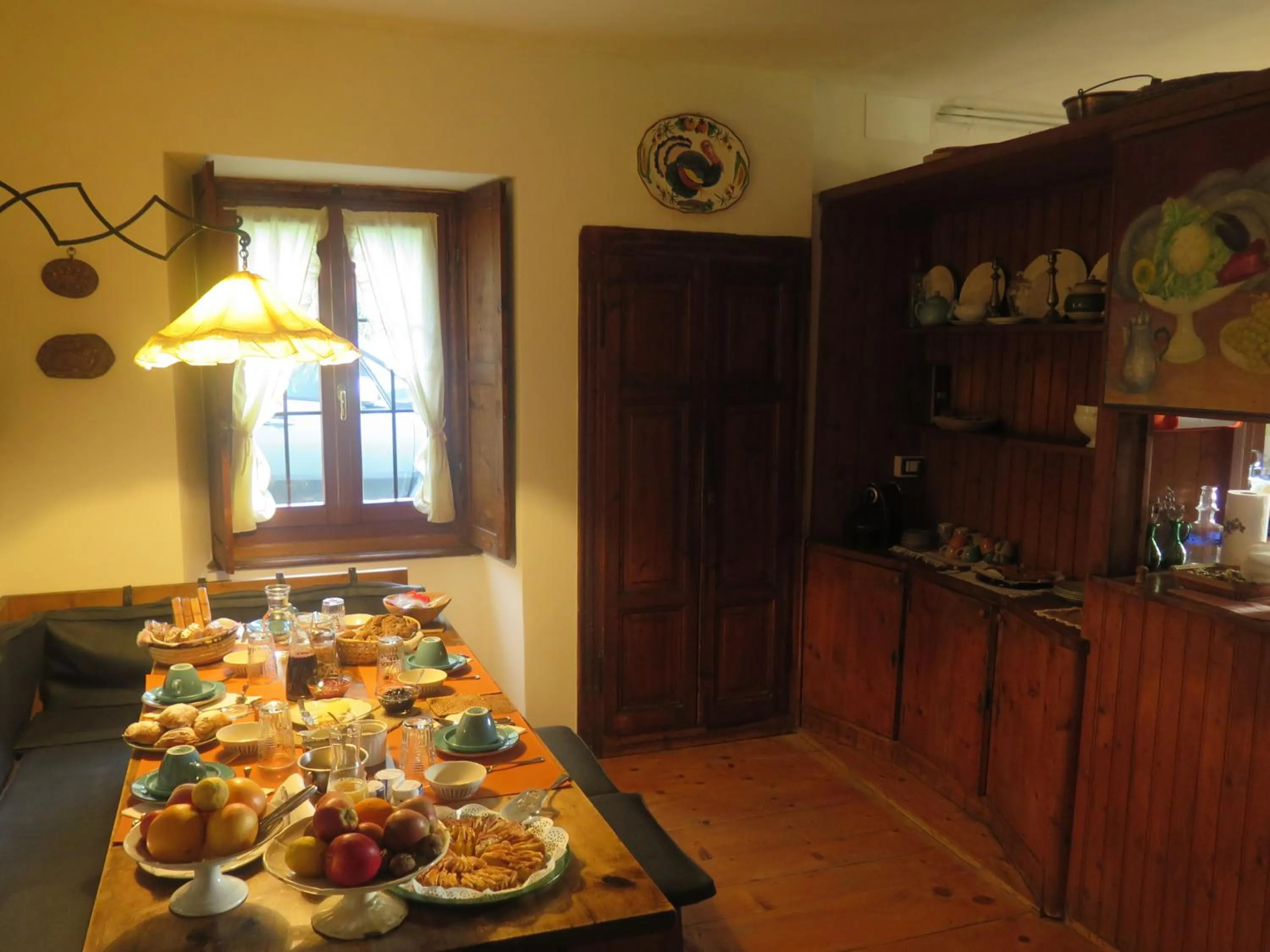 Food and drinks in Il Cortese