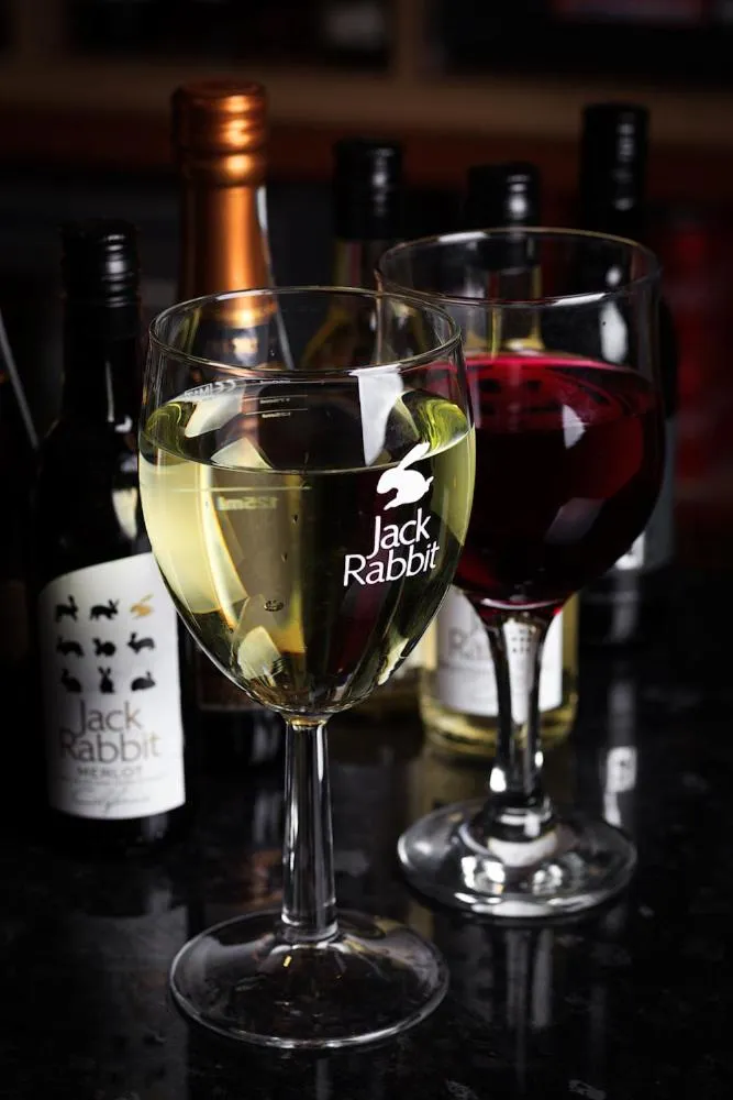 Alcoholic drinks in Bannockburn Inn