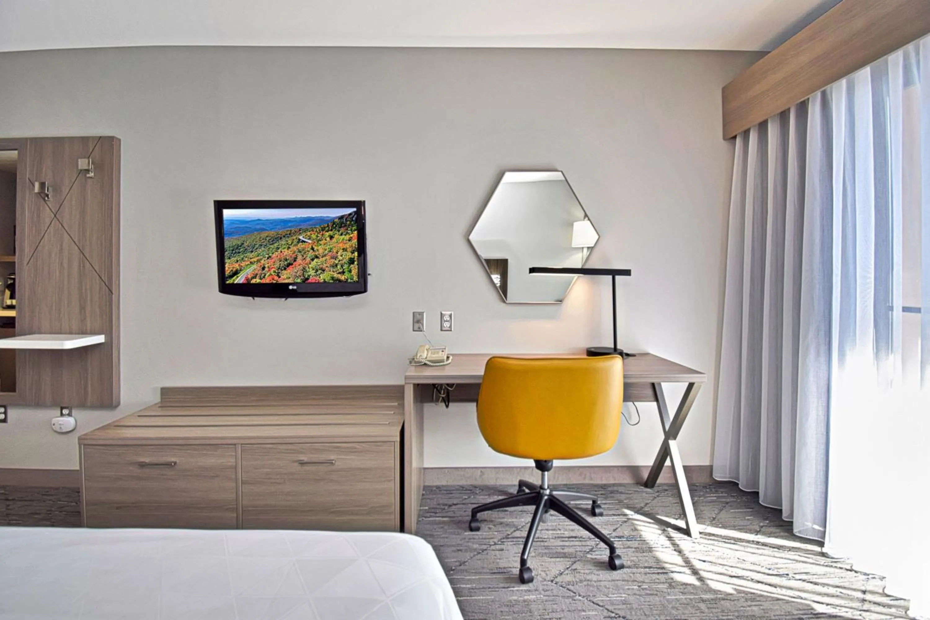 Bed in Holiday Inn Express Boone by IHG