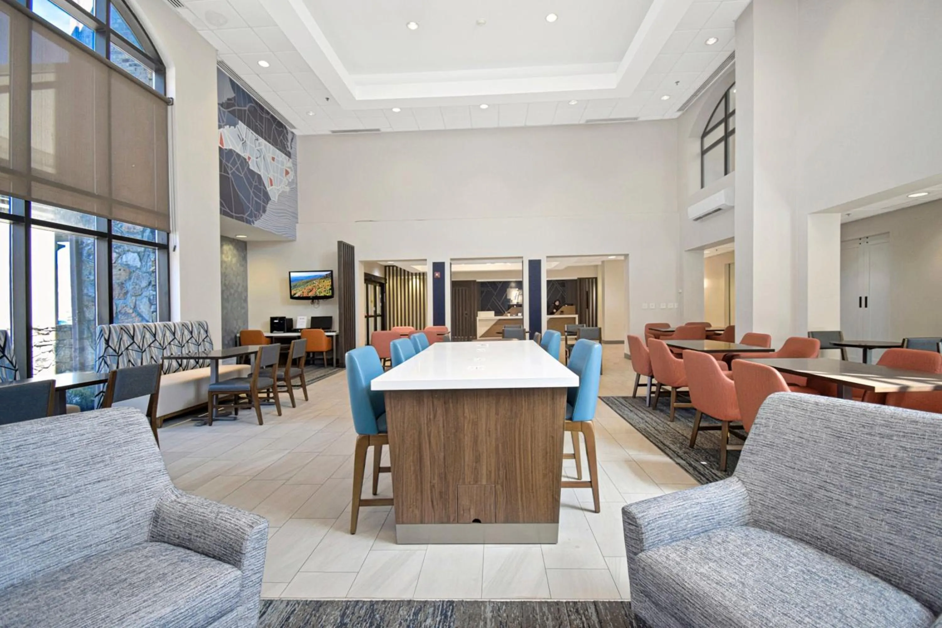 Breakfast in Holiday Inn Express Boone by IHG