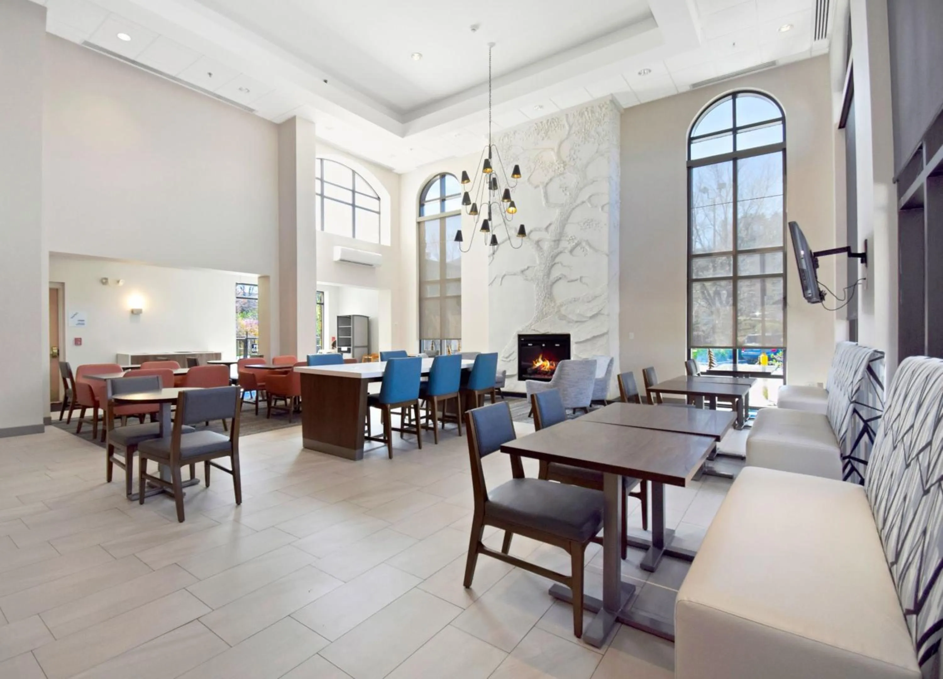 Breakfast in Holiday Inn Express Boone by IHG