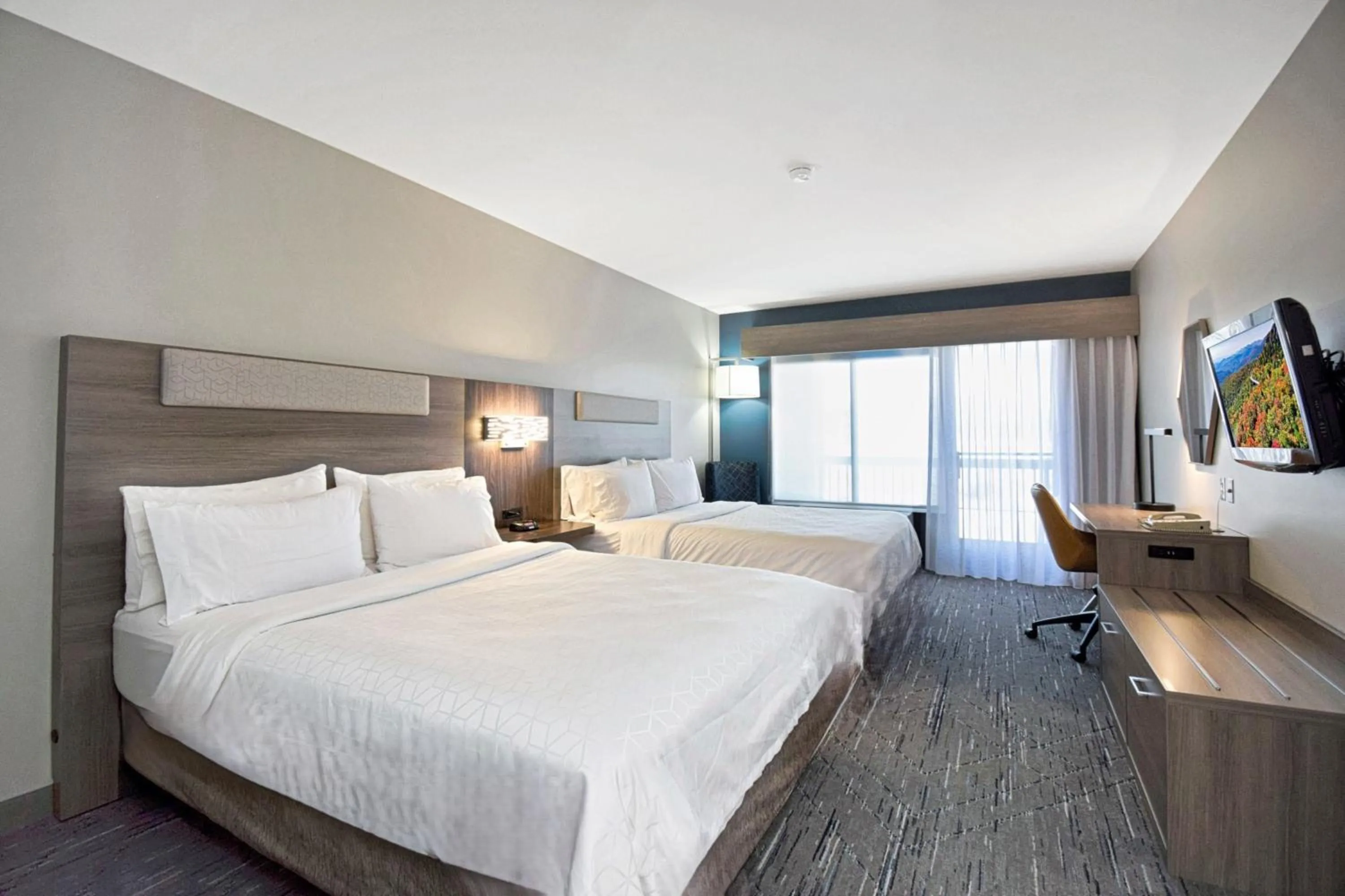 Photo of the whole room, Bed in Holiday Inn Express Boone by IHG