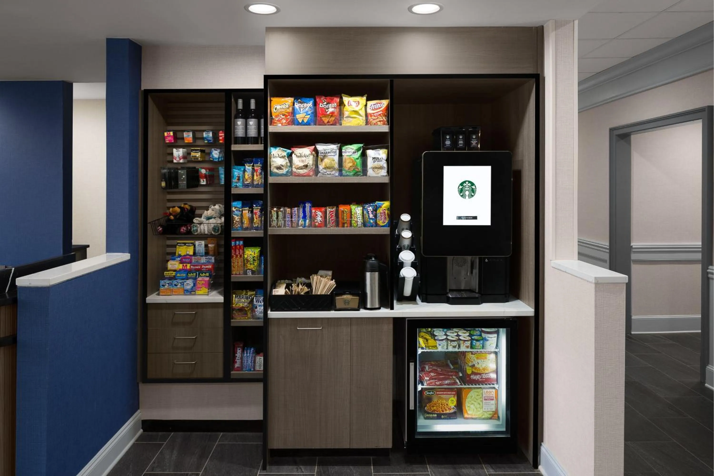 Lobby or reception in Courtyard New Haven at Yale