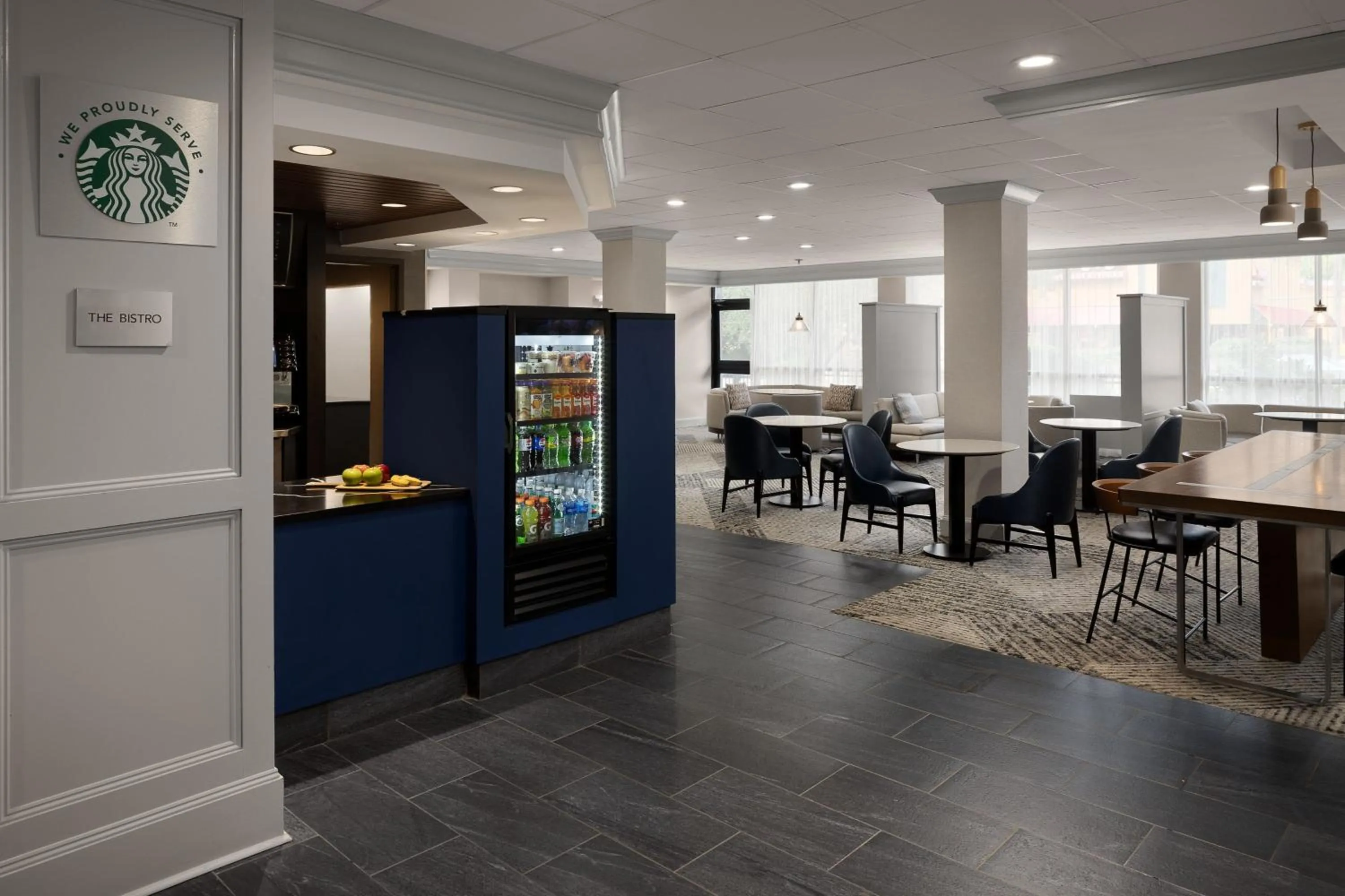 Restaurant/places to eat in Courtyard New Haven at Yale