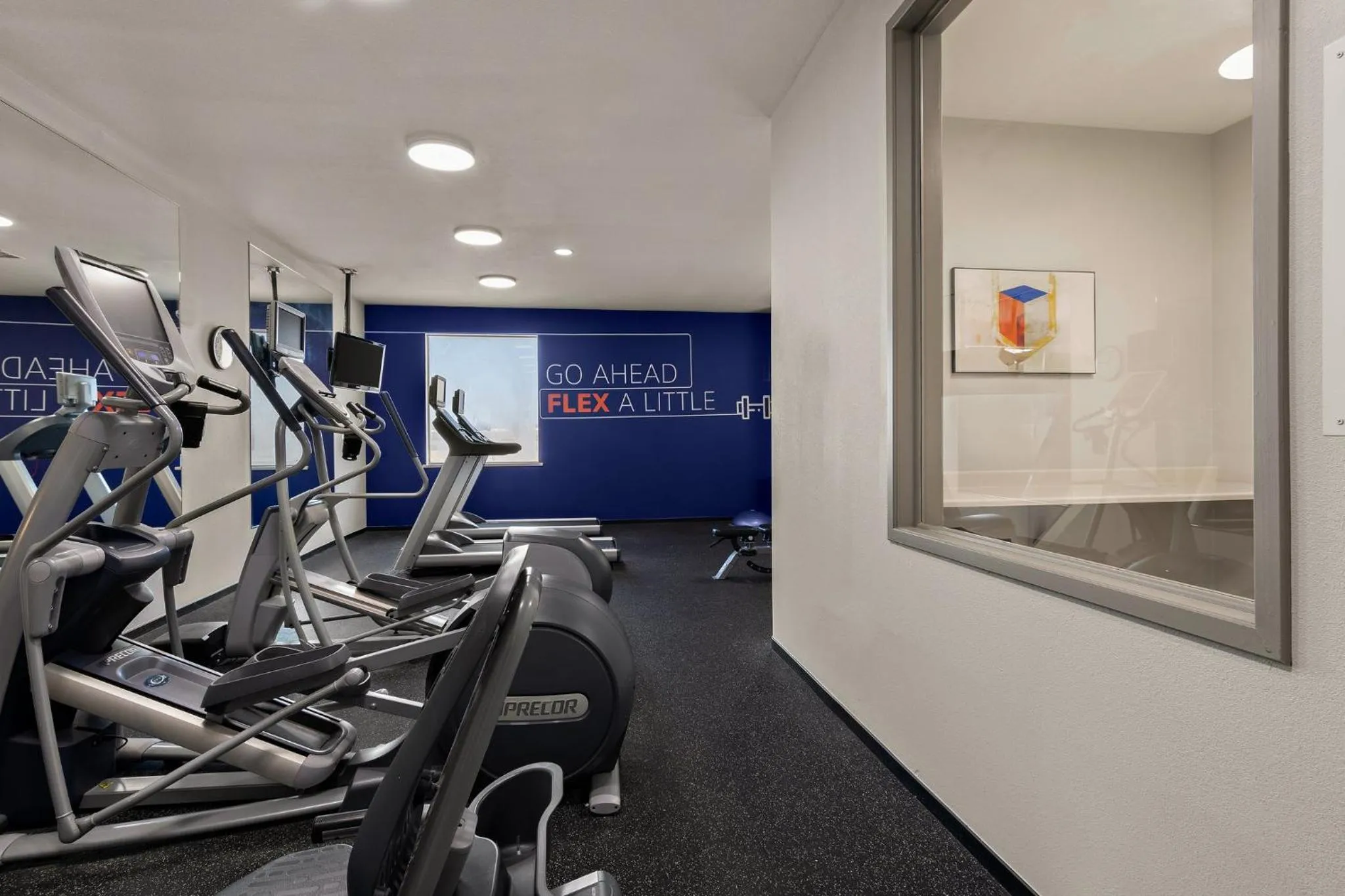 Fitness centre/facilities in Holiday Inn Express & Suites Oklahoma City NW - Quail Springs by IHG