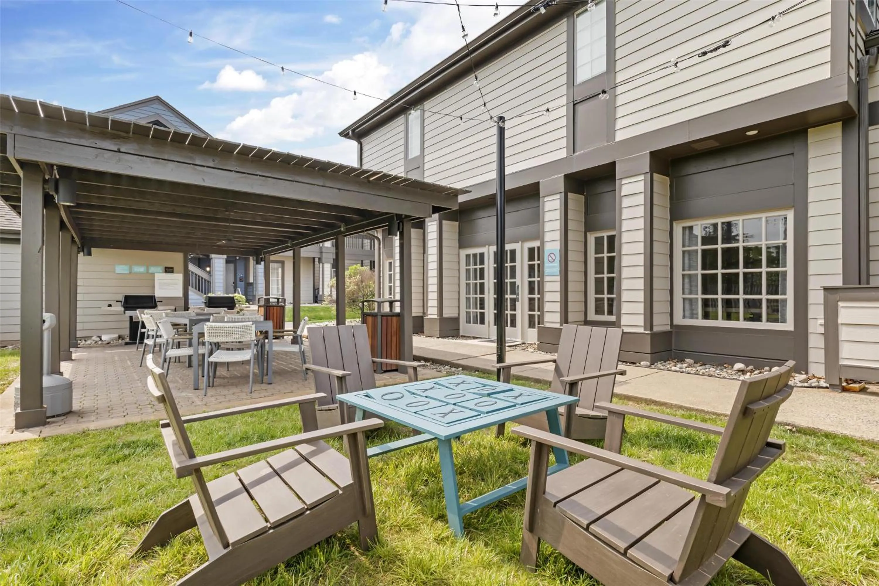 Property building in Sonesta ES Suites Dulles Airport