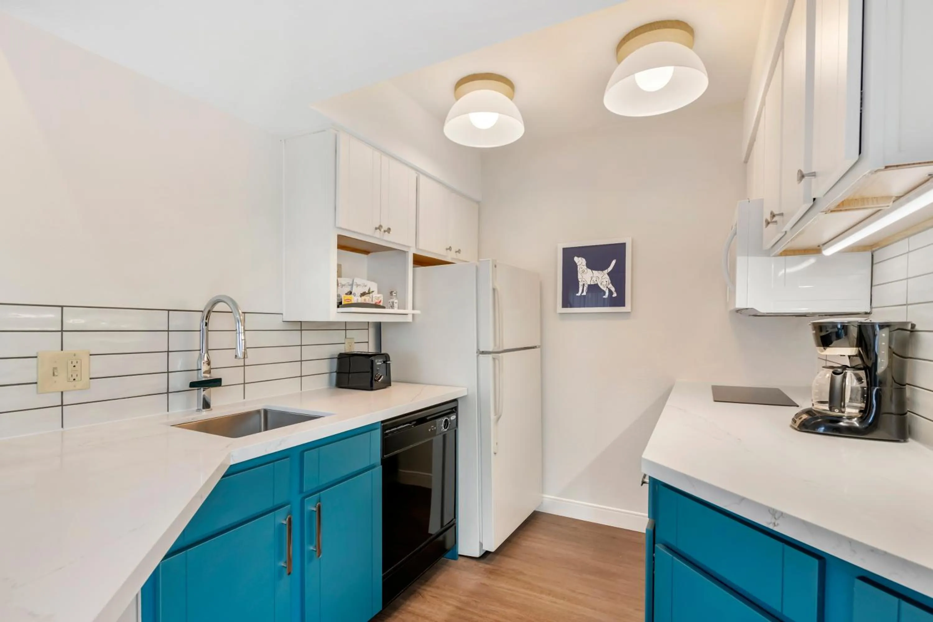 Kitchen or kitchenette in Sonesta ES Suites Dulles Airport