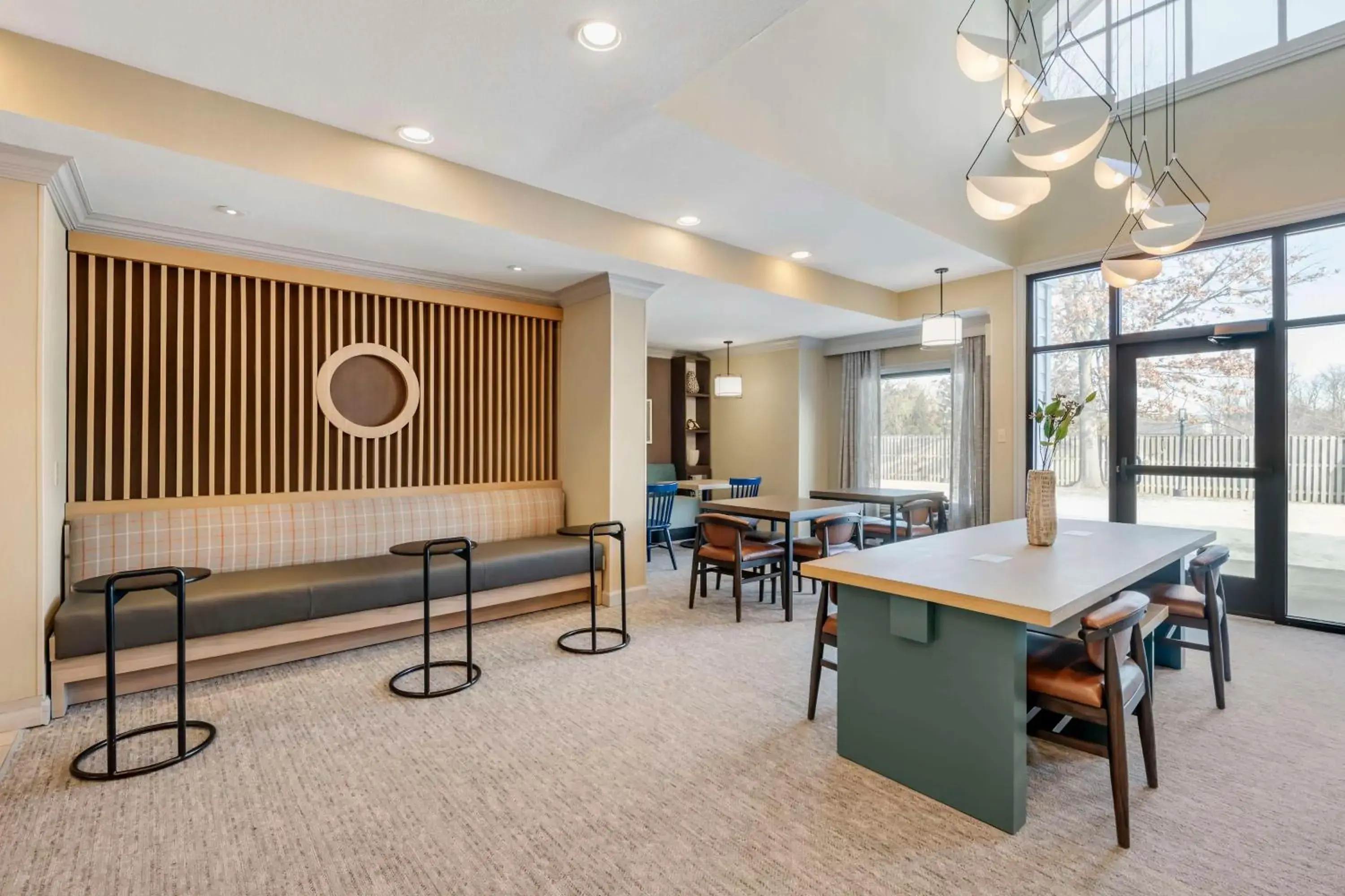 Breakfast in Sonesta ES Suites Dulles Airport Breakfast in Sonesta ES Suites Dulles Airport