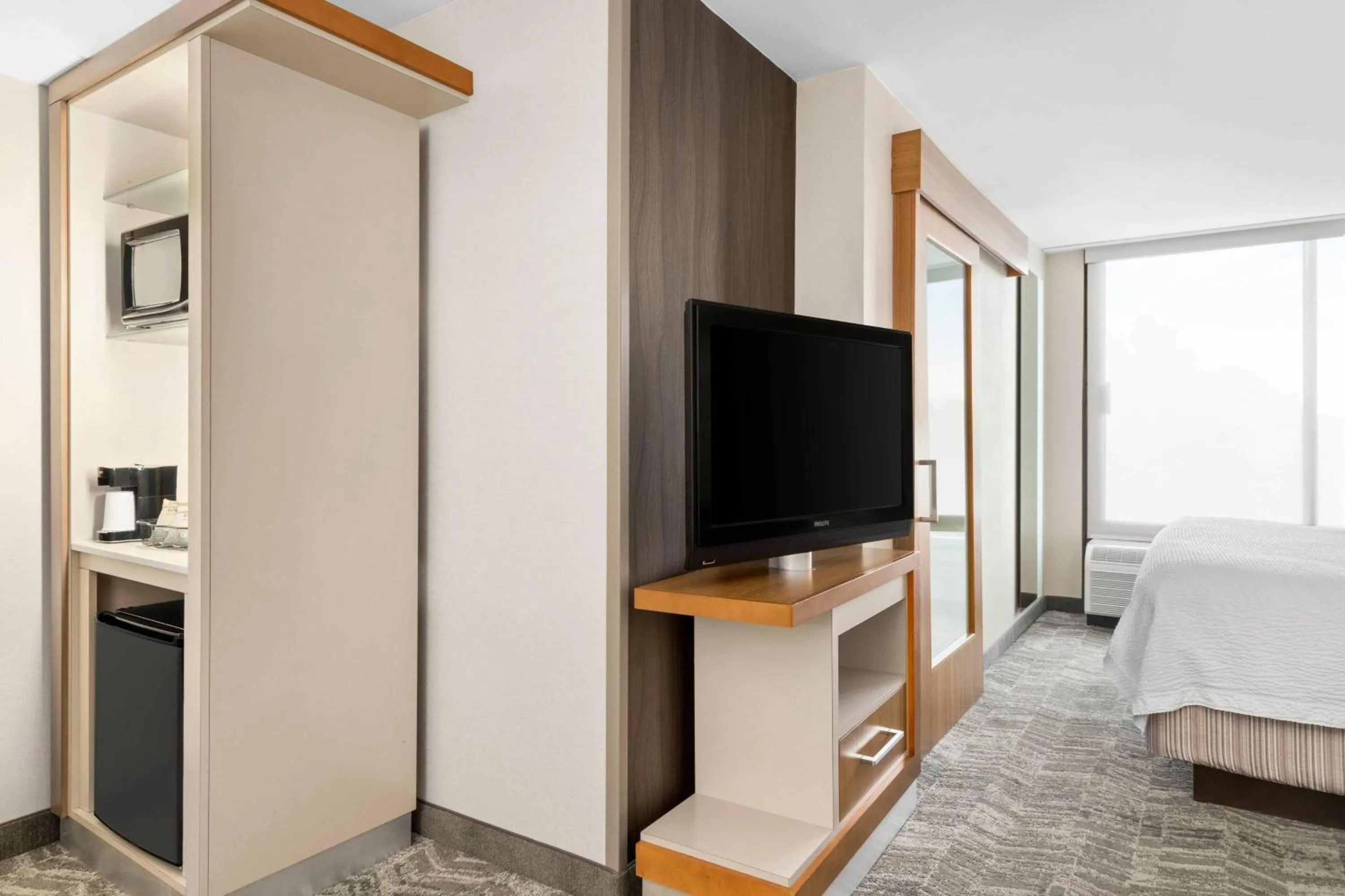 Photo of the whole room, Bed in SpringHill Suites Flagstaff