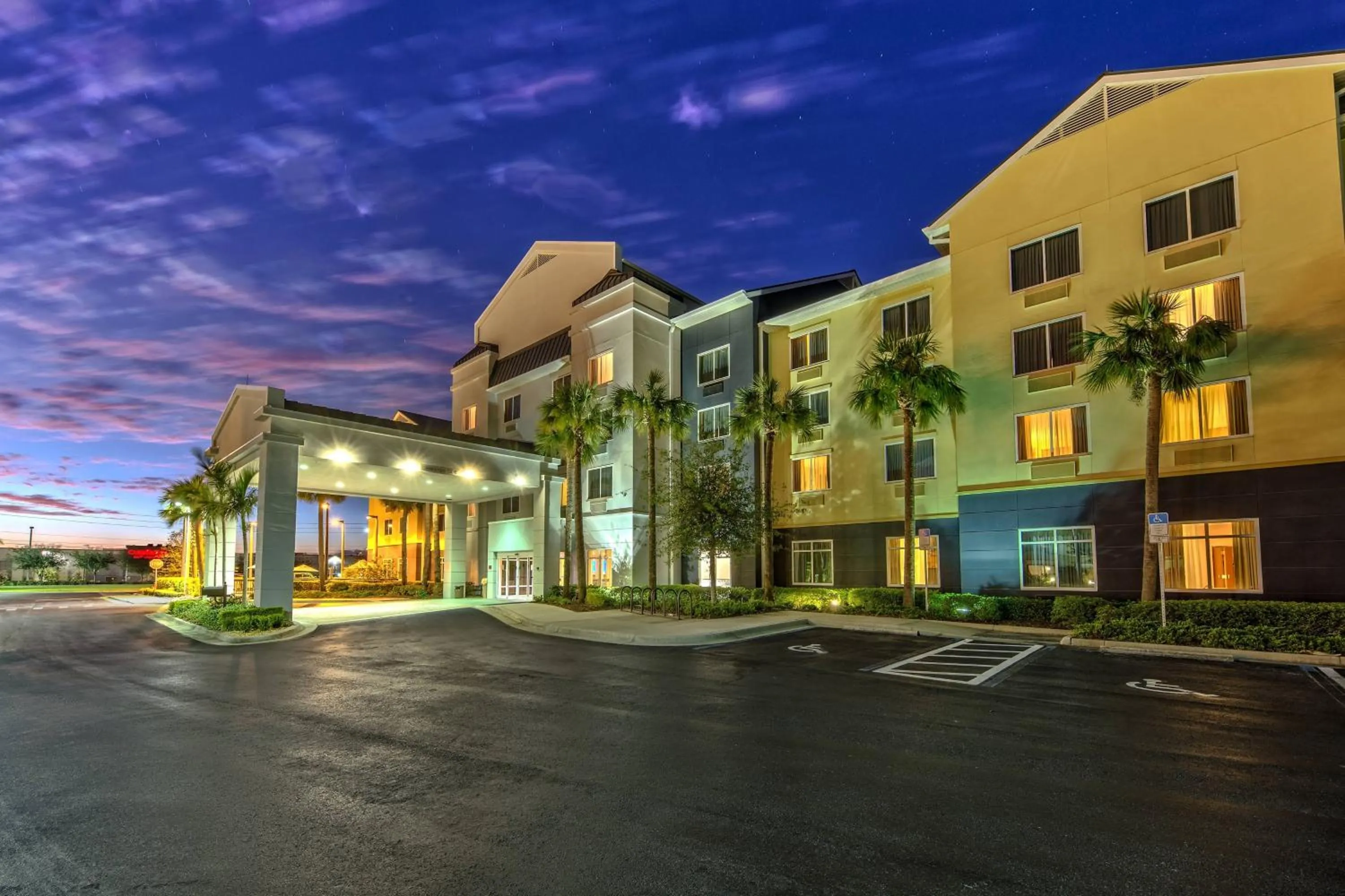 Property building in Fairfield Inn and Suites by Marriott Naples