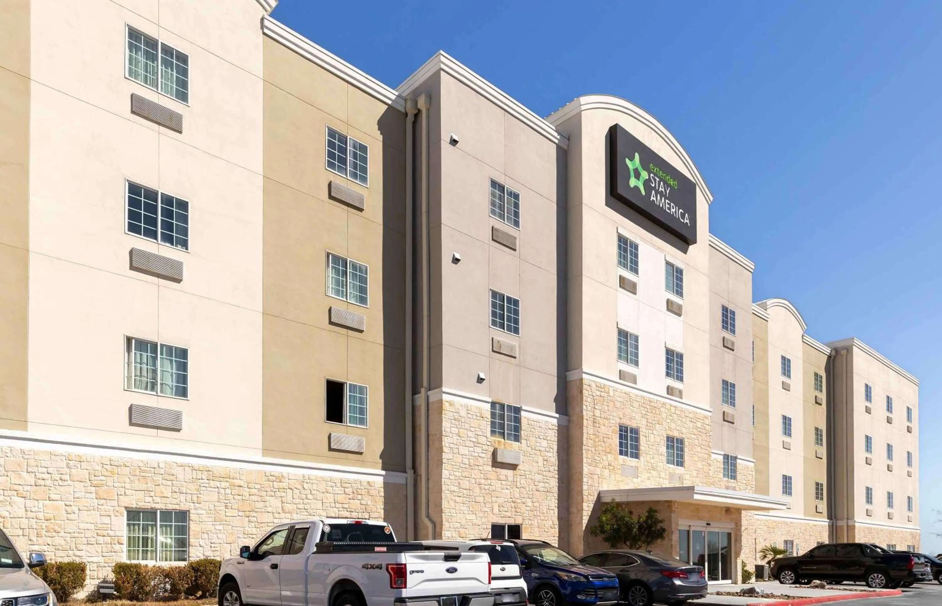 Property building in Extended Stay America Suites - San Antonio - North