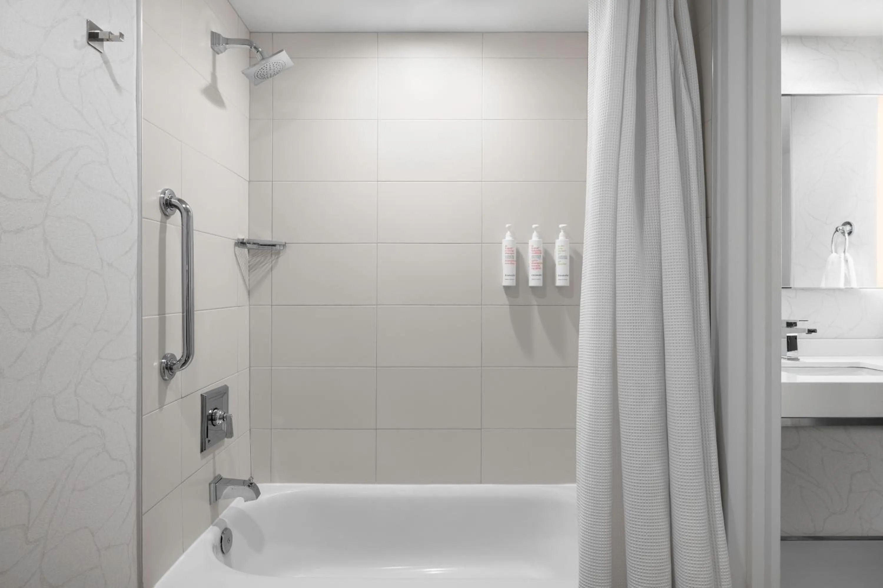 Bathroom in Boca Raton Marriott at Boca Center