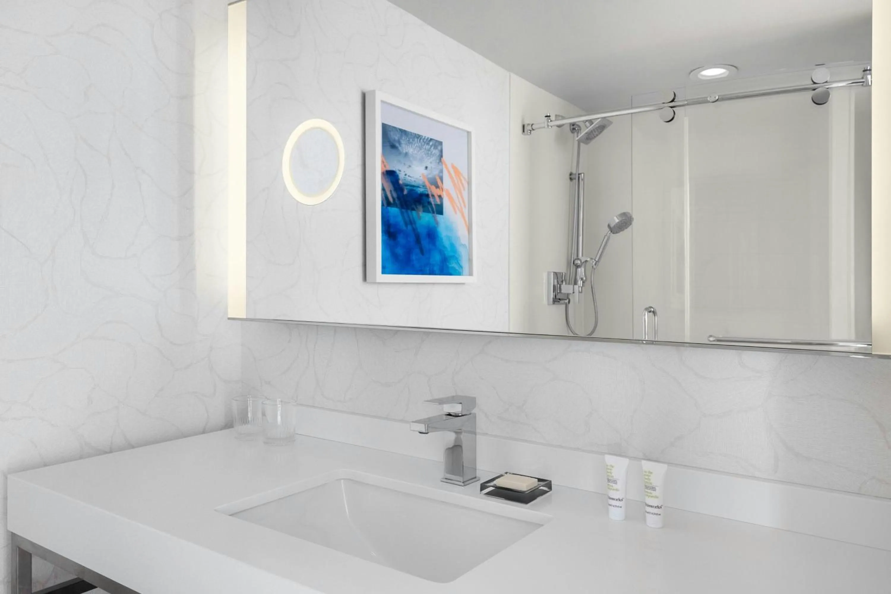 Bathroom in Boca Raton Marriott at Boca Center