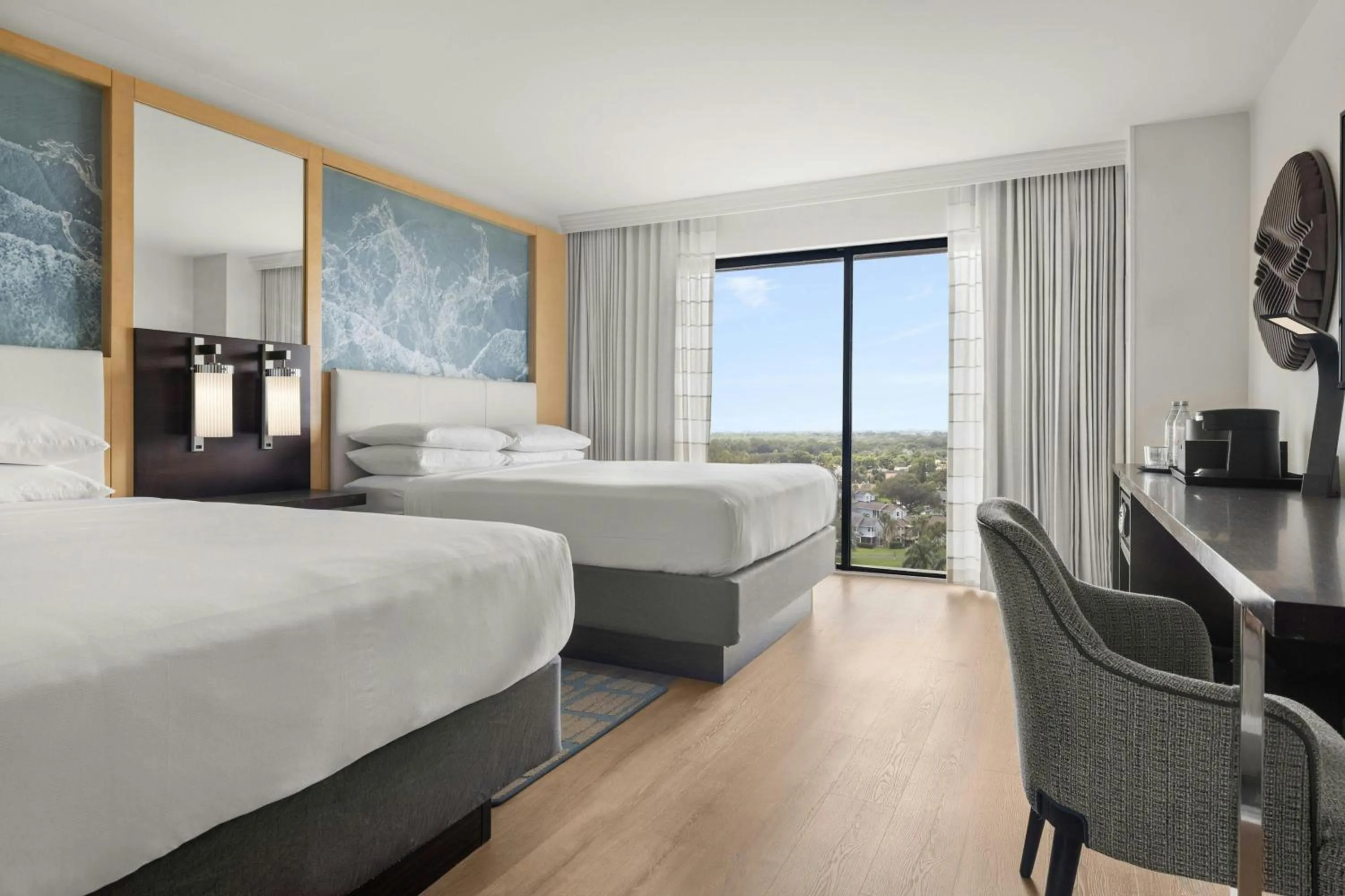 Photo of the whole room, Bed in Boca Raton Marriott at Boca Center