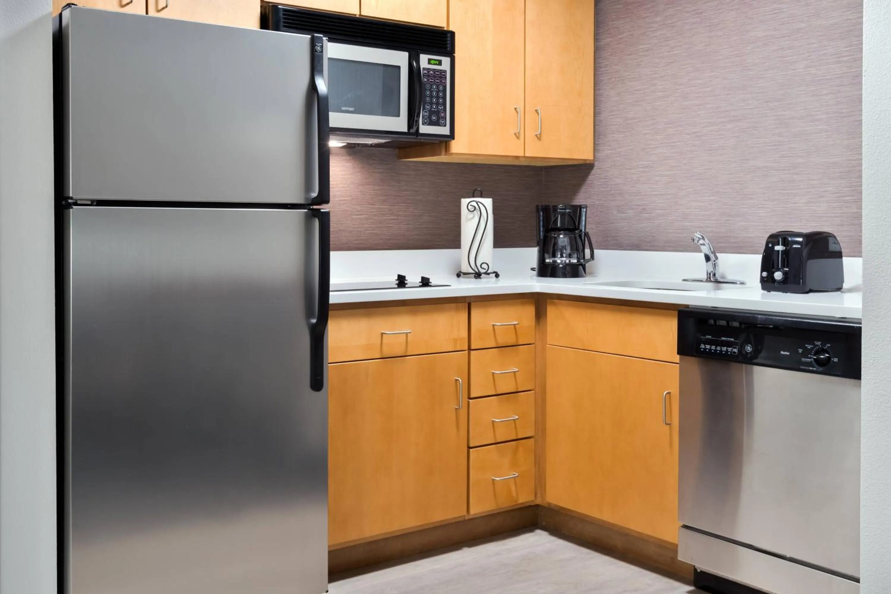 Bedroom in Residence Inn Wayne