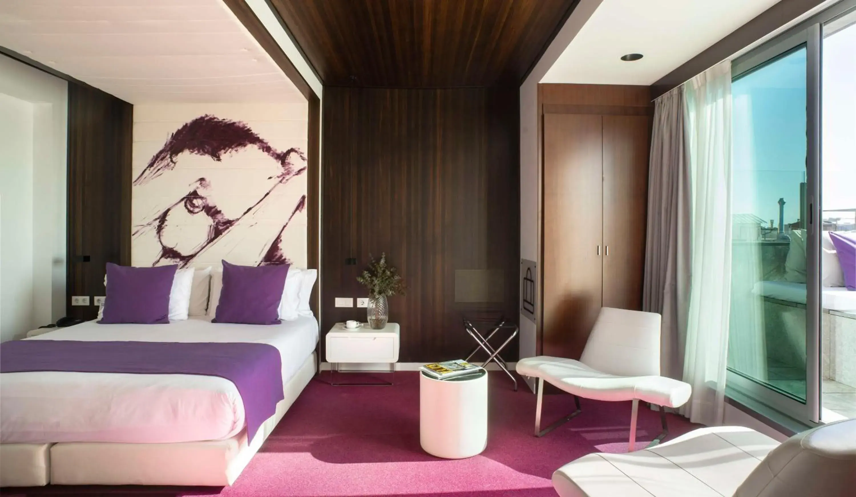 Bedroom, Bed in Allegro Barcelona Bedroom, Bed in Allegro Barcelona