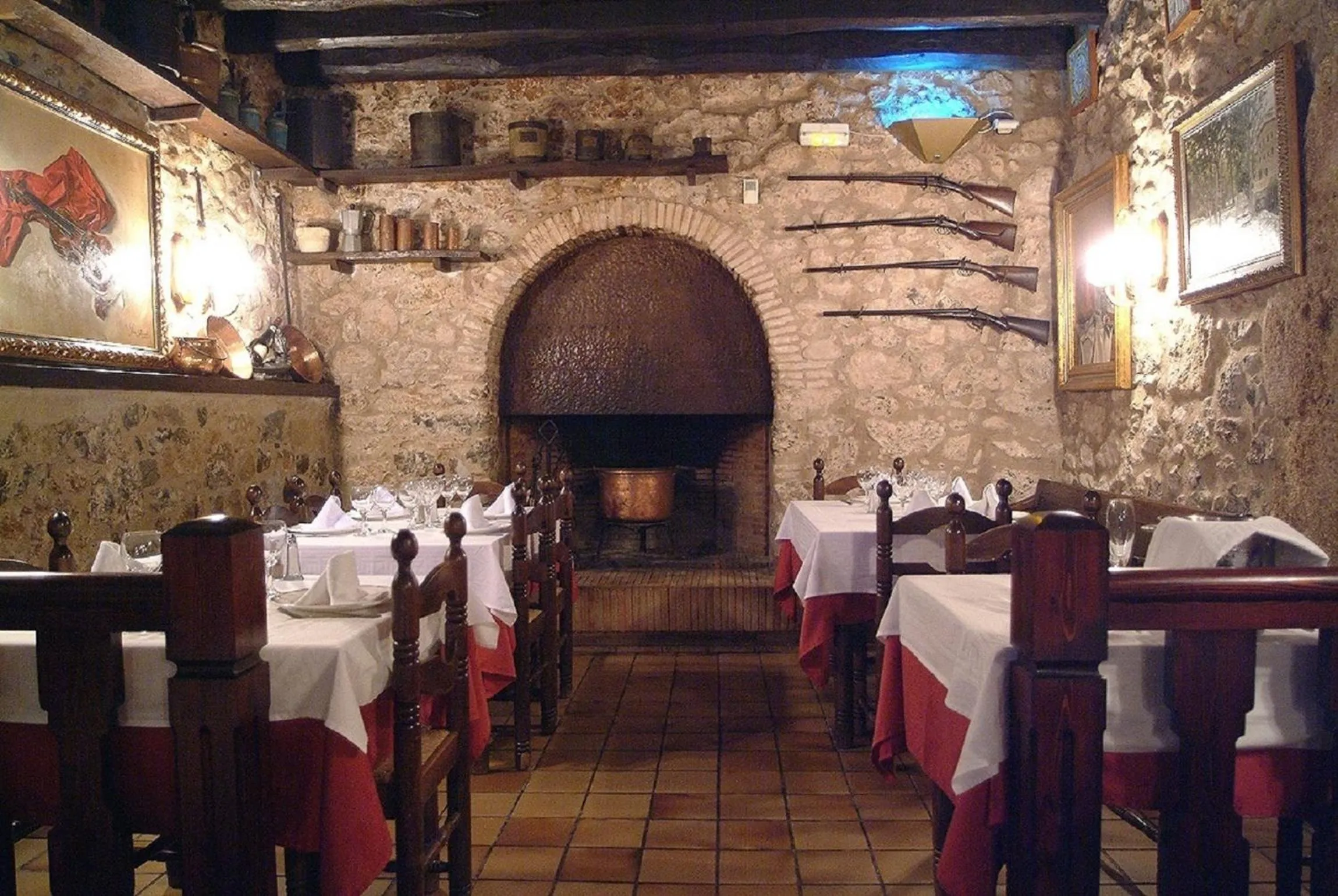 Restaurant/places to eat in Hotel El Molí