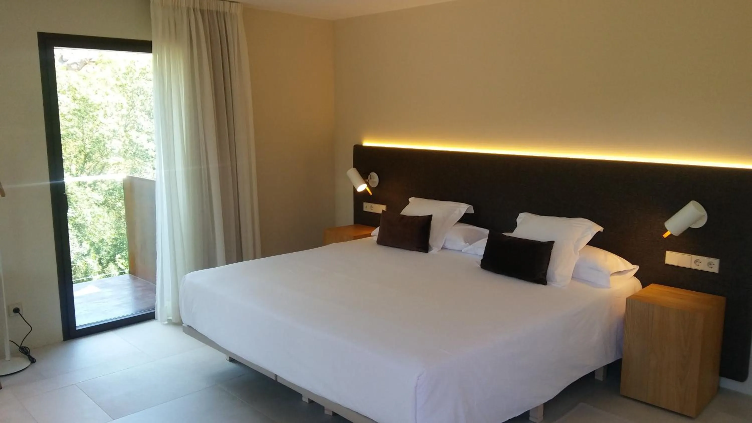 Bed in Hotel El Molí