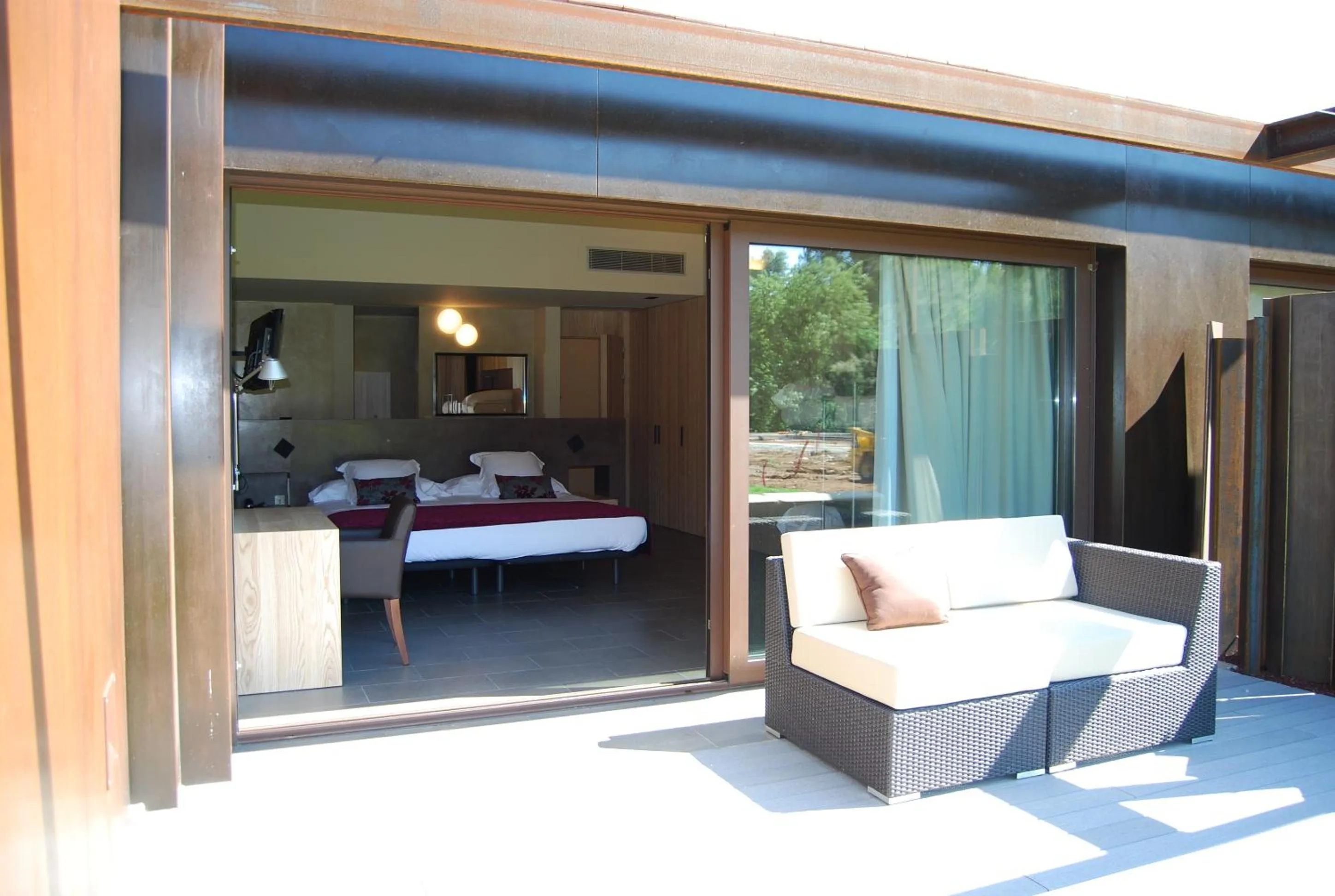 Photo of the whole room in Hotel El Molí