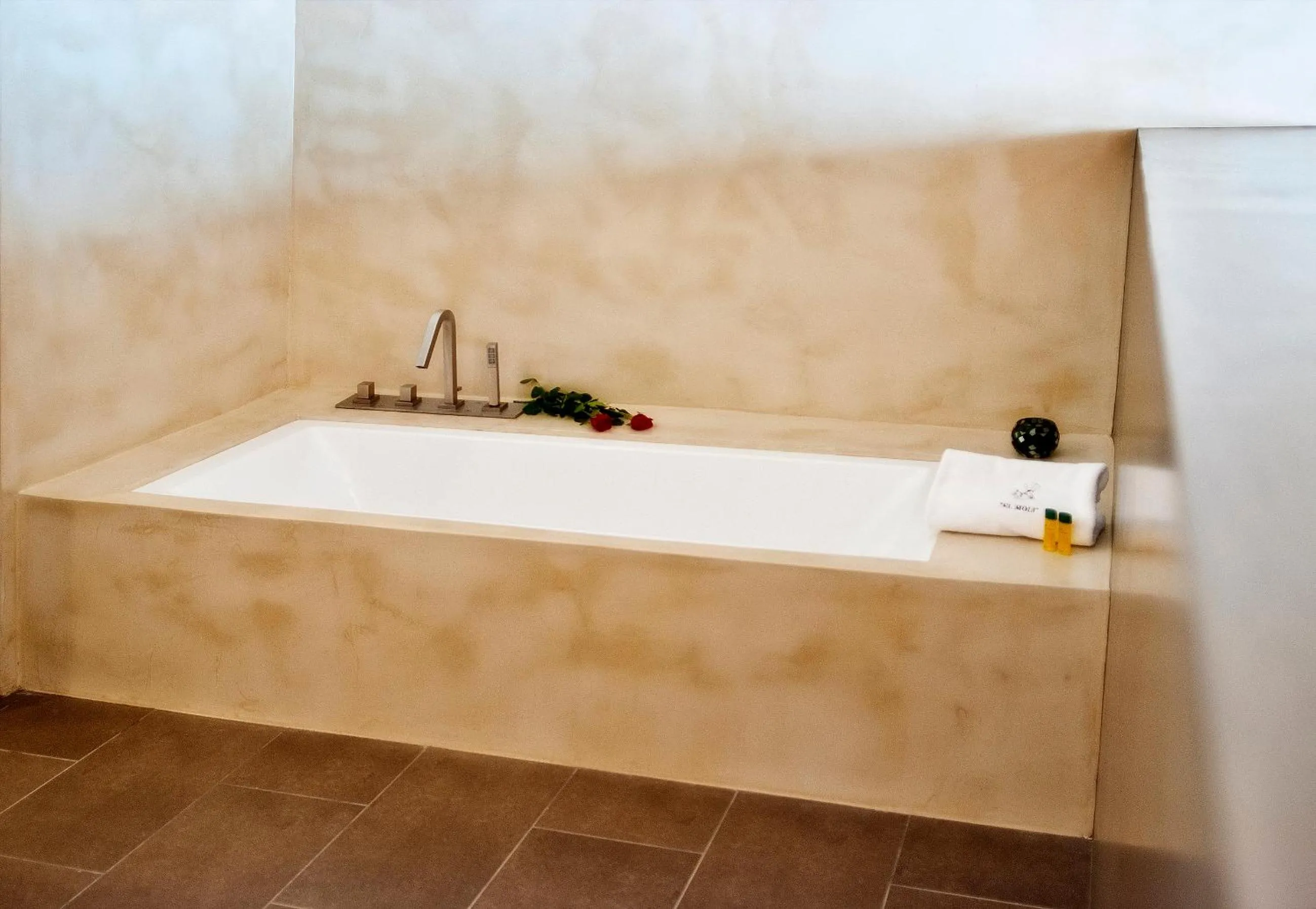 Bathroom in Hotel El Molí