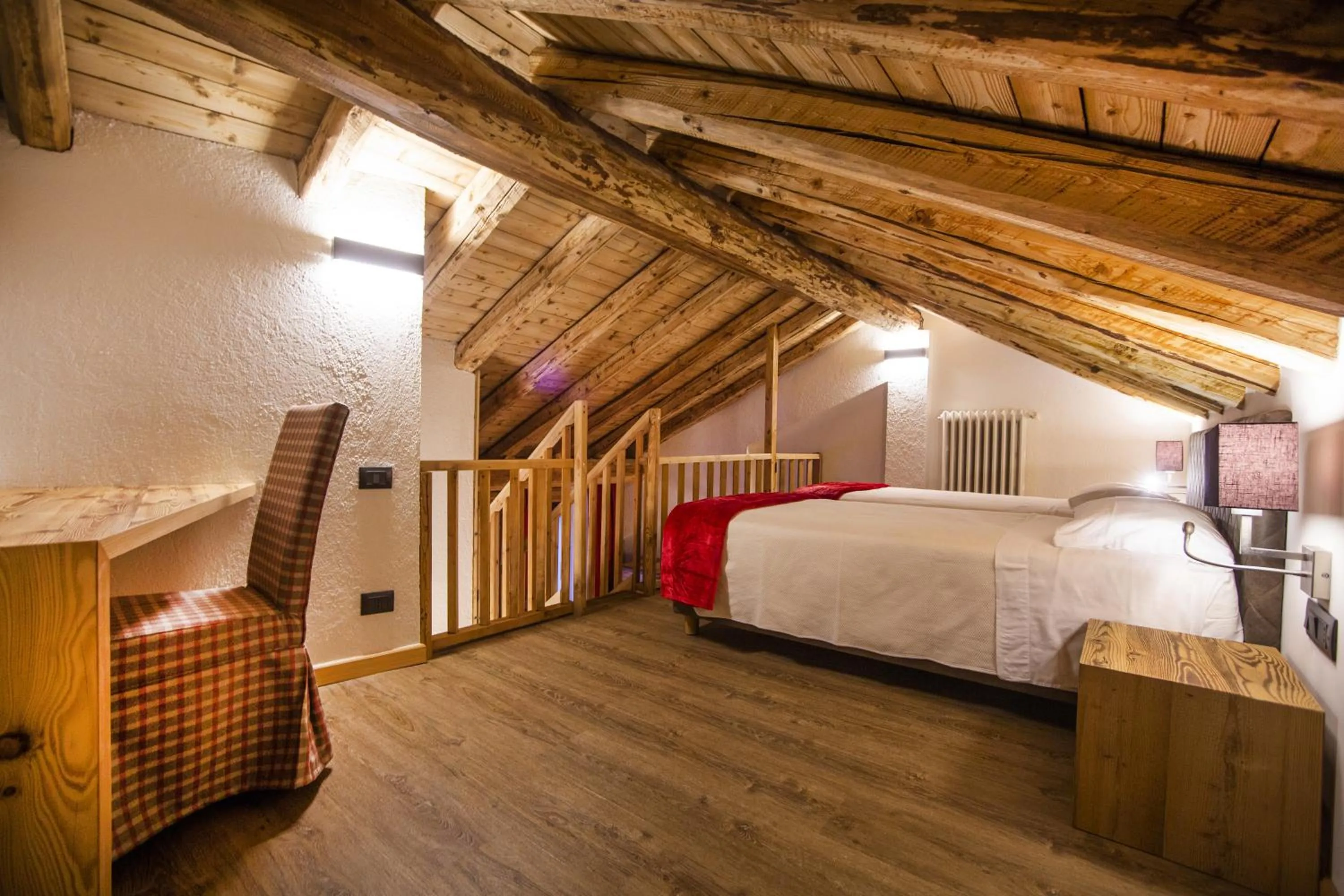 Photo of the whole room, Bed in Hotel Pilier D'Angle & Wellness