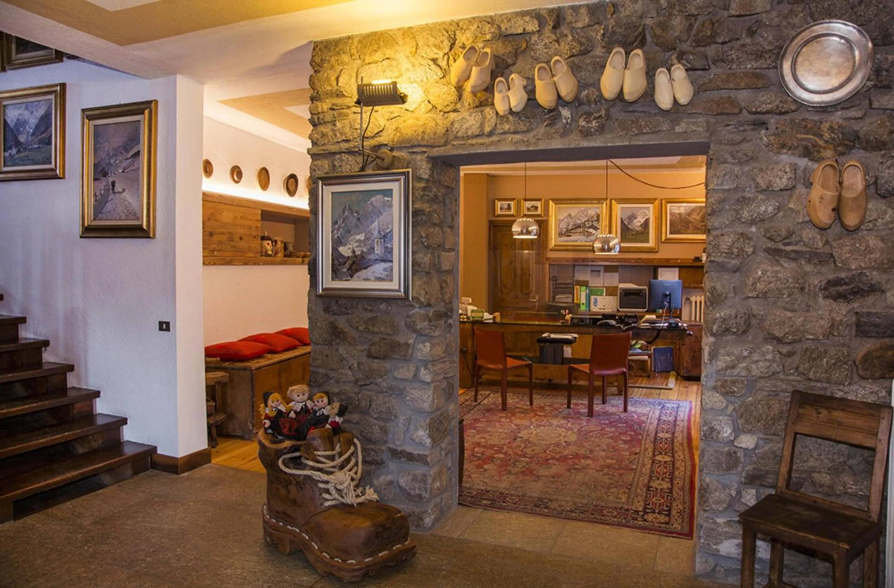 Lobby or reception in Hotel Pilier D'Angle & Wellness