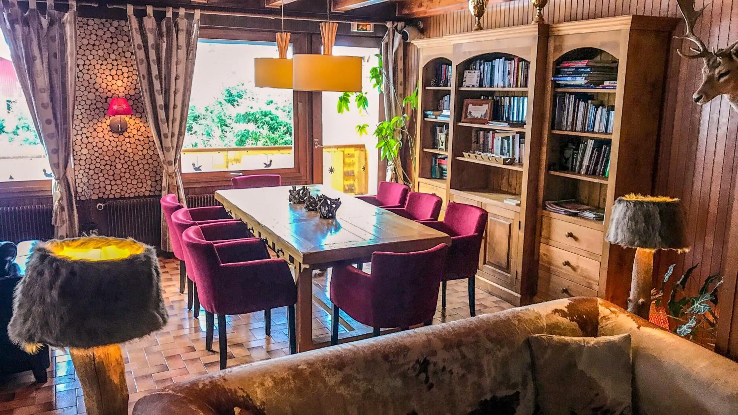 Restaurant/places to eat in Esprit Montagne