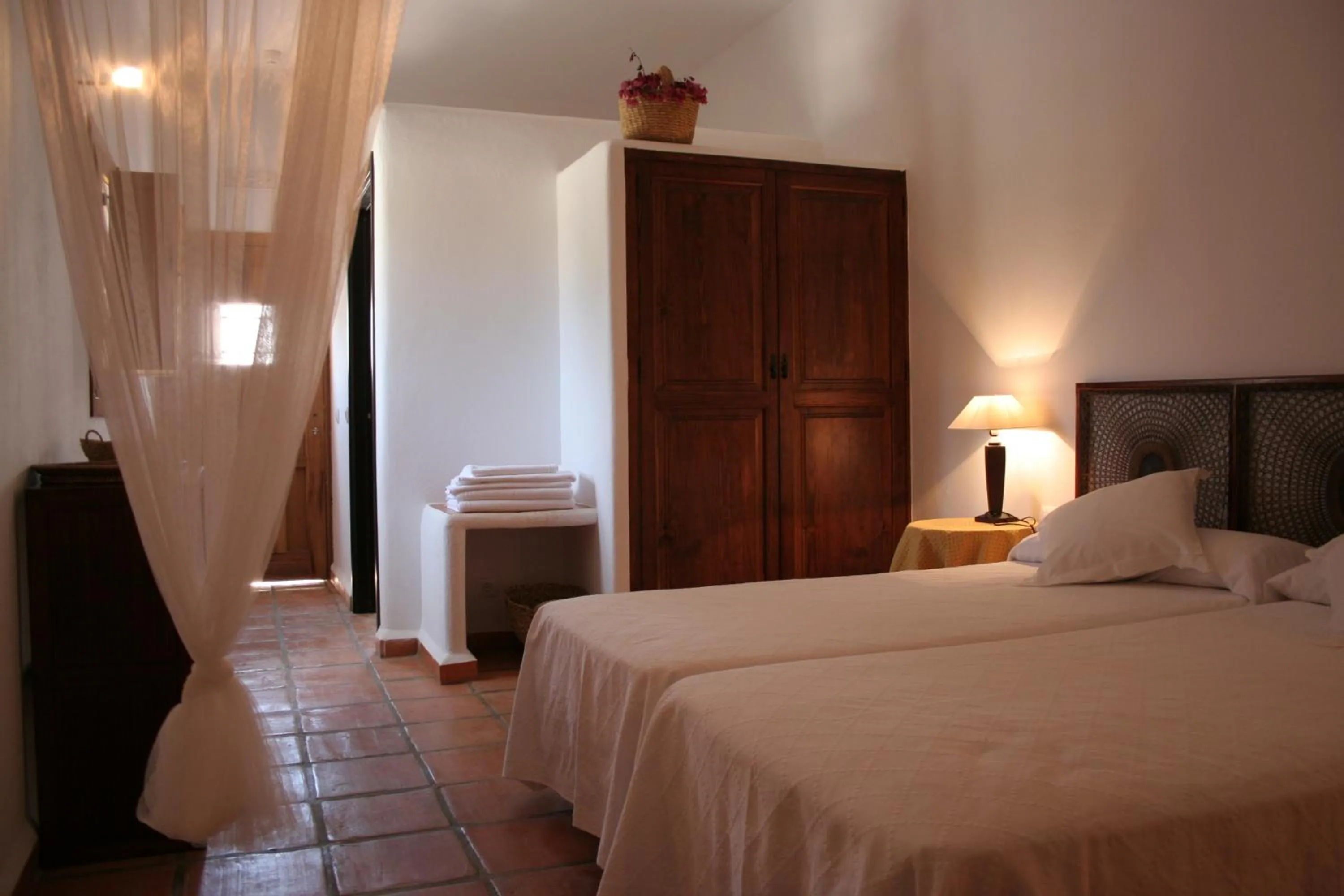 Photo of the whole room, Bed in Cortijo Los Malenos