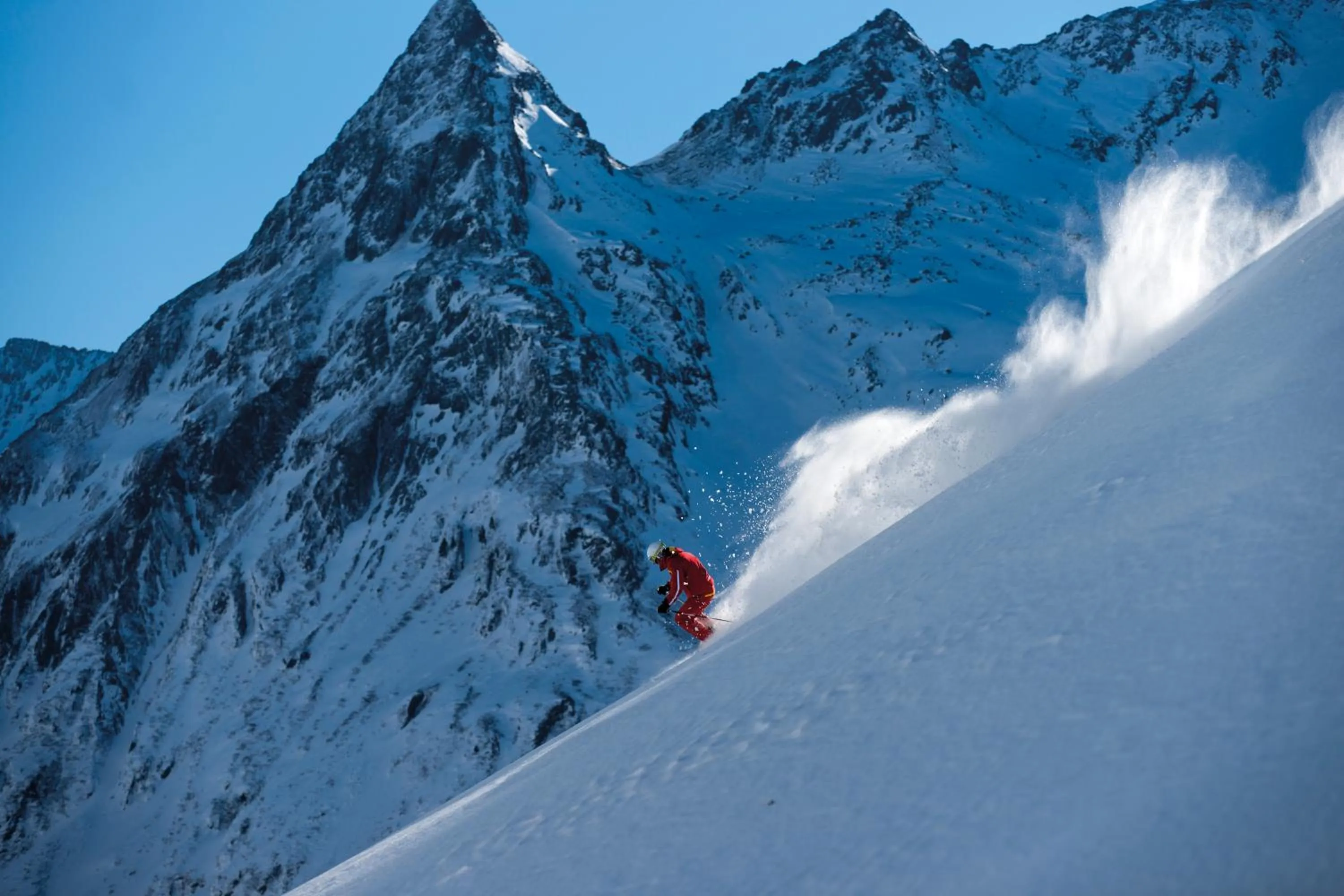 Skiing in Alpenhotel Tirol