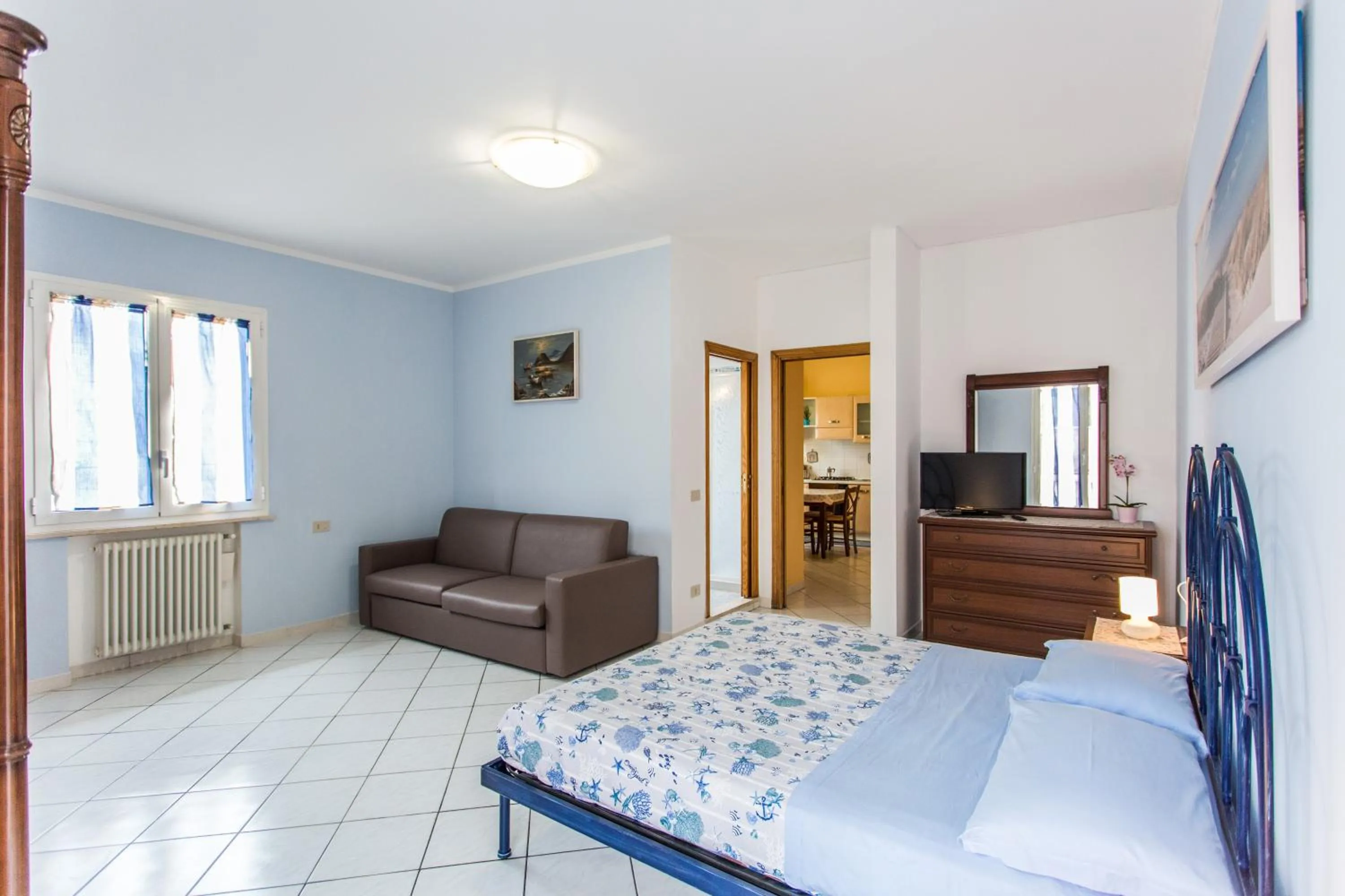 Bed in Residence Kimba