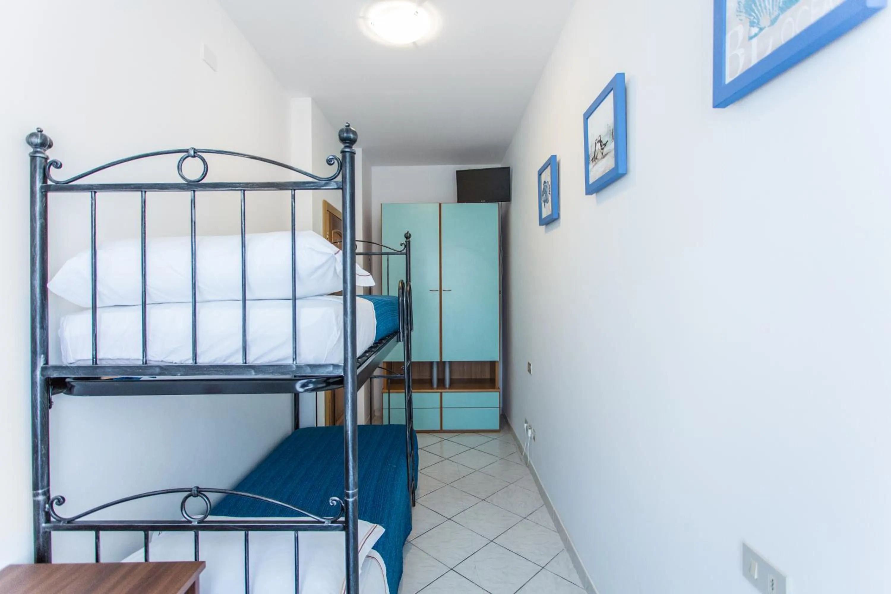 Bedroom, Bed in Residence Kimba