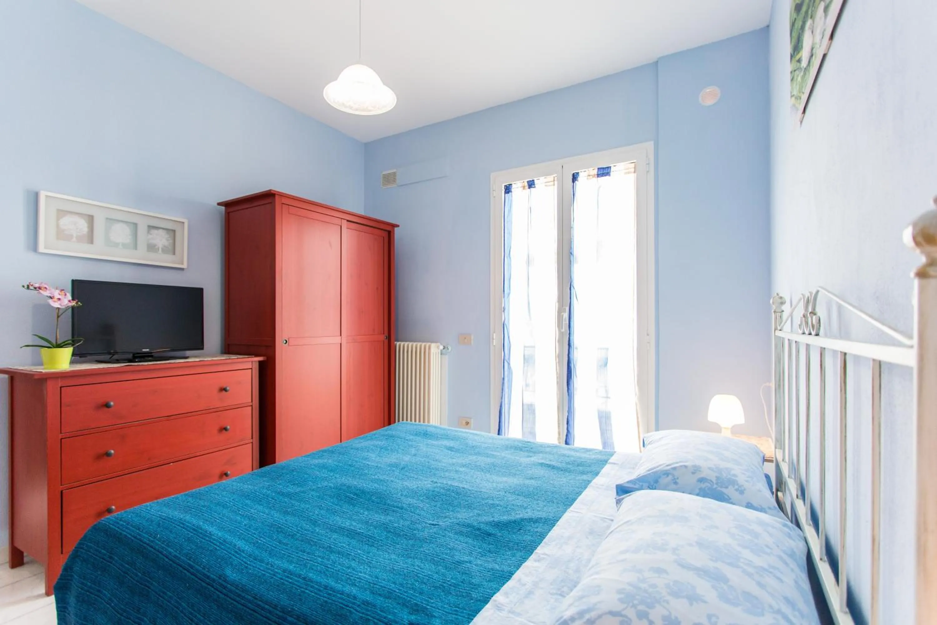 TV and multimedia, Bed in Residence Kimba