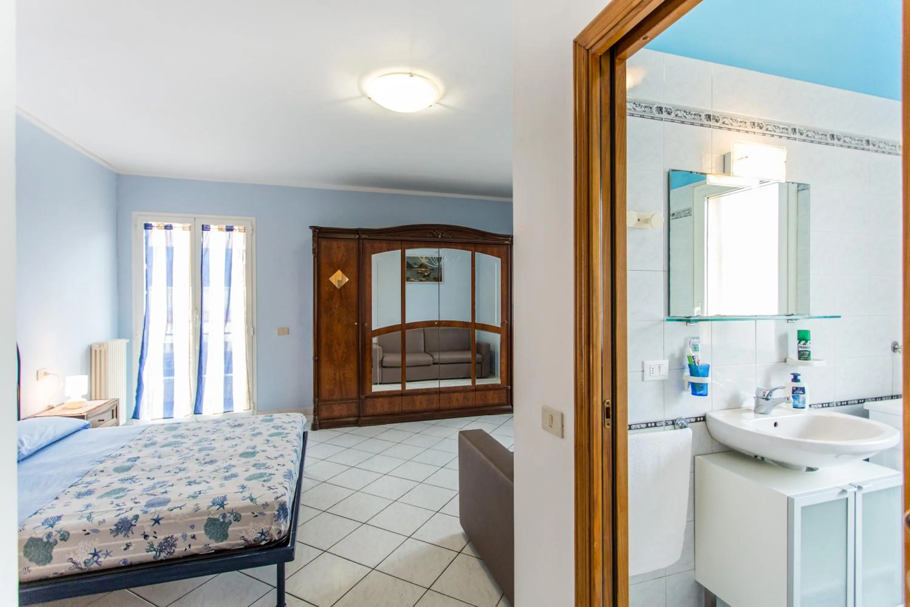 Bed in Residence Kimba