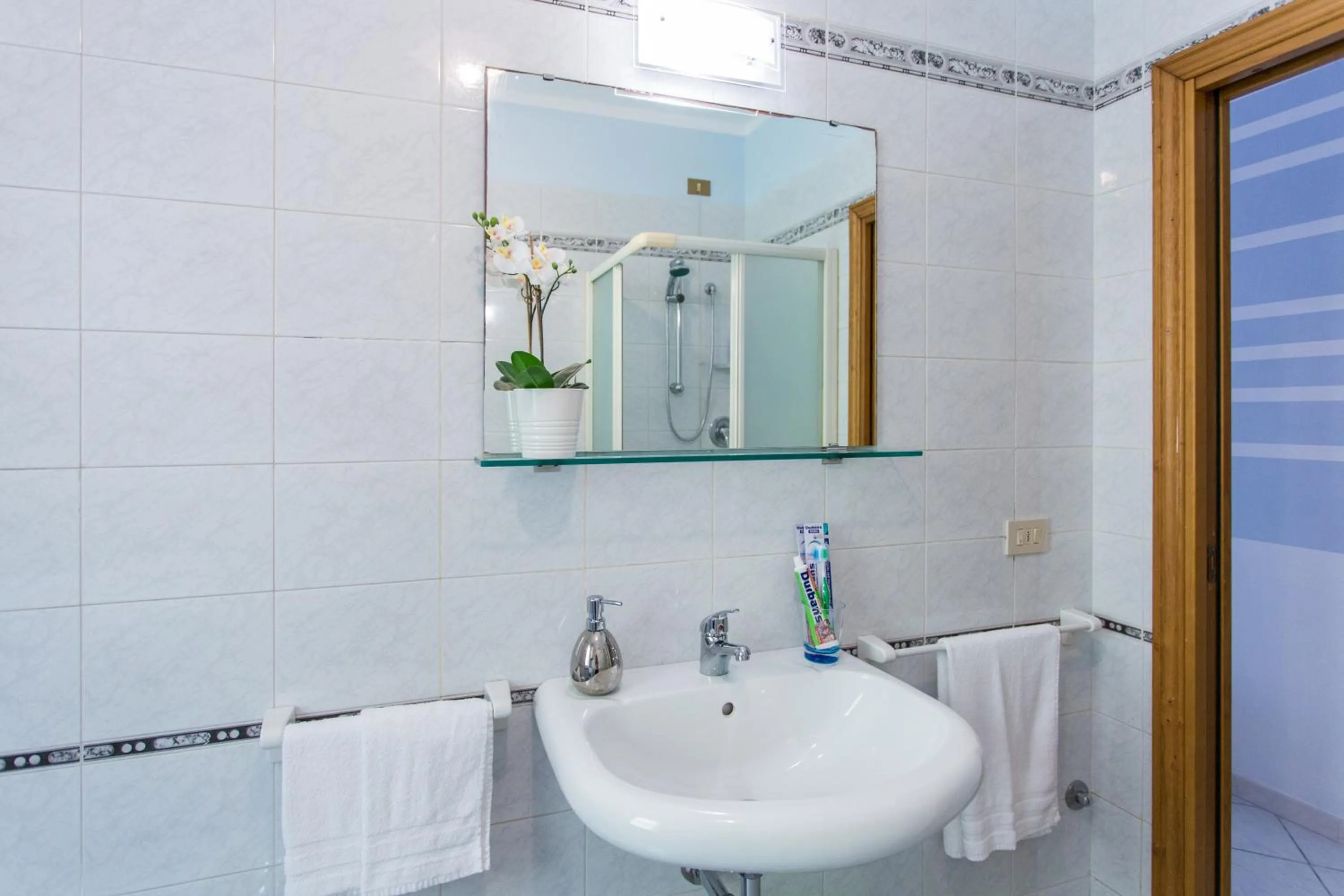 Bathroom in Residence Kimba