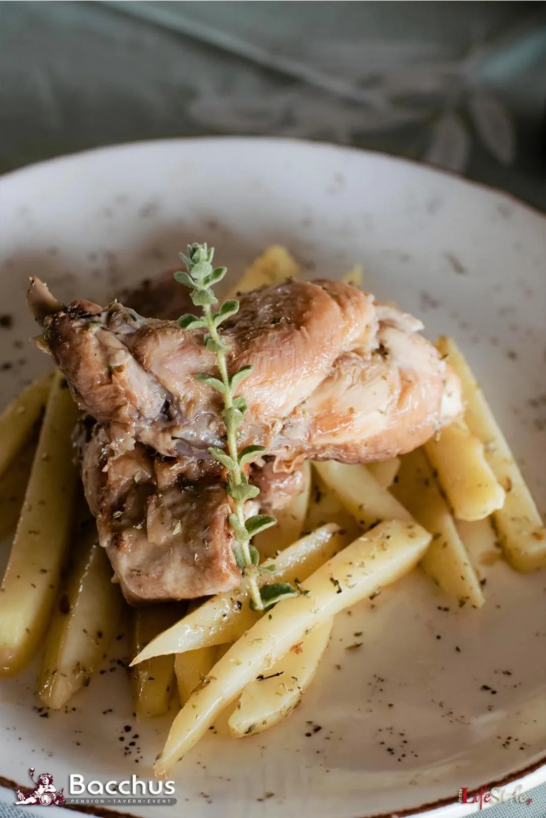 Restaurant/places to eat in Bacchus