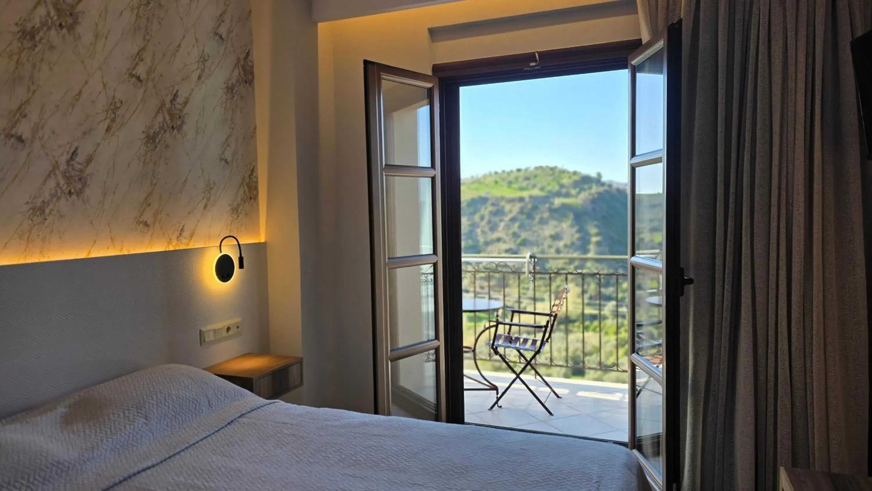 Double Room with Balcony and Mountain View in Bacchus Double Room with Balcony and Mountain View in Bacchus