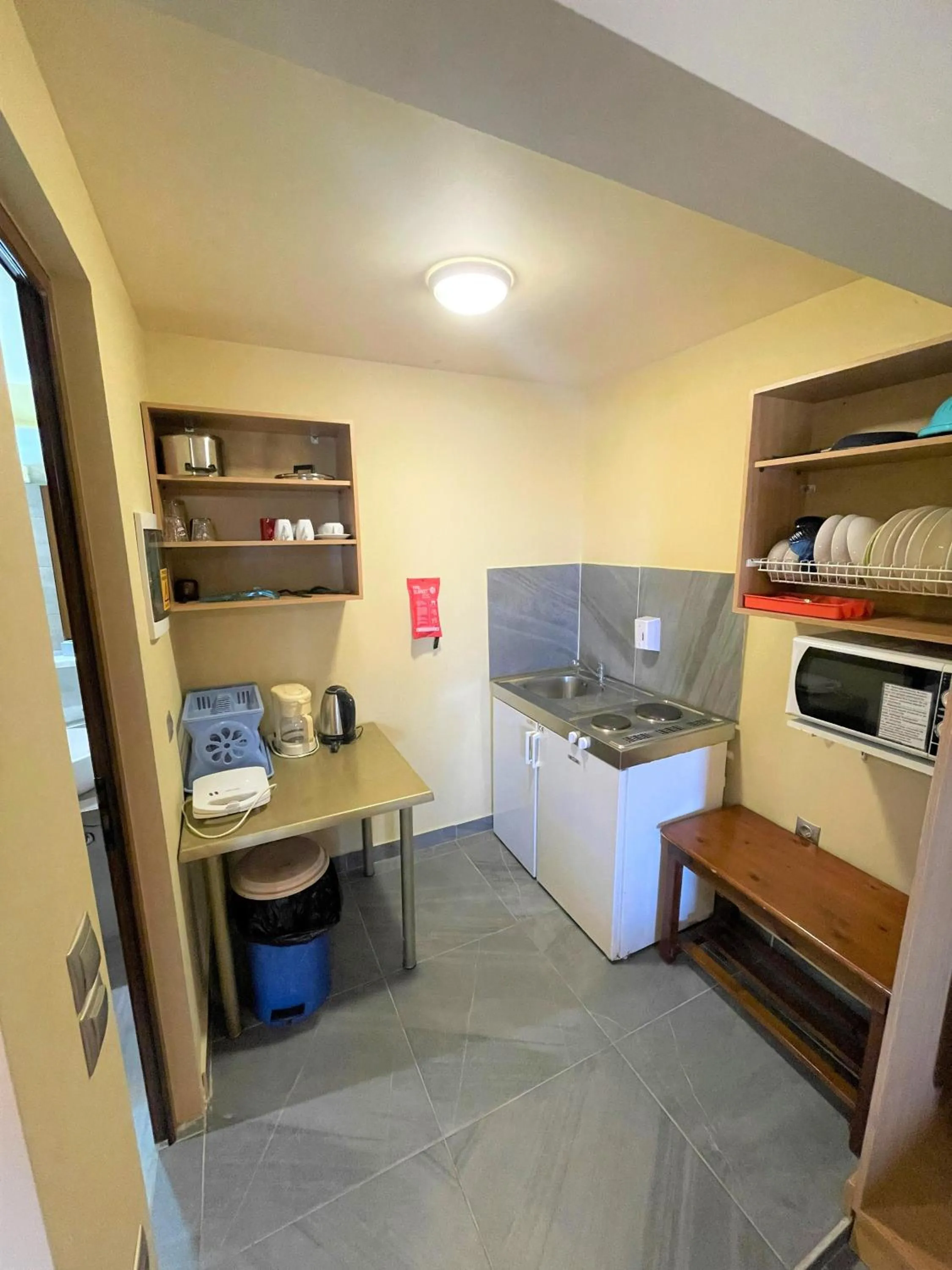 Kitchen or kitchenette in Mirabelle Hotel