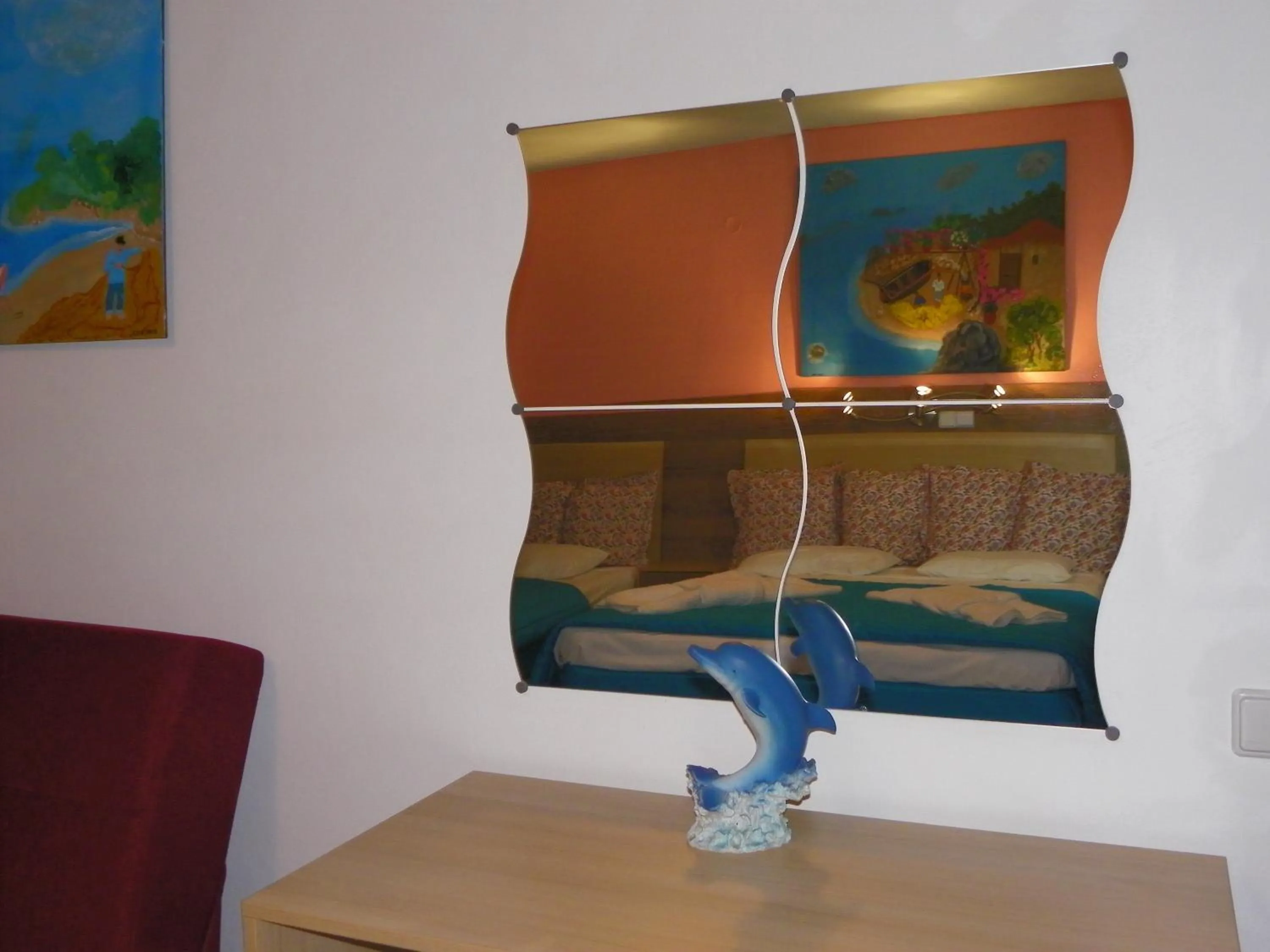 Photo of the whole room, Bed in Mirabelle Hotel