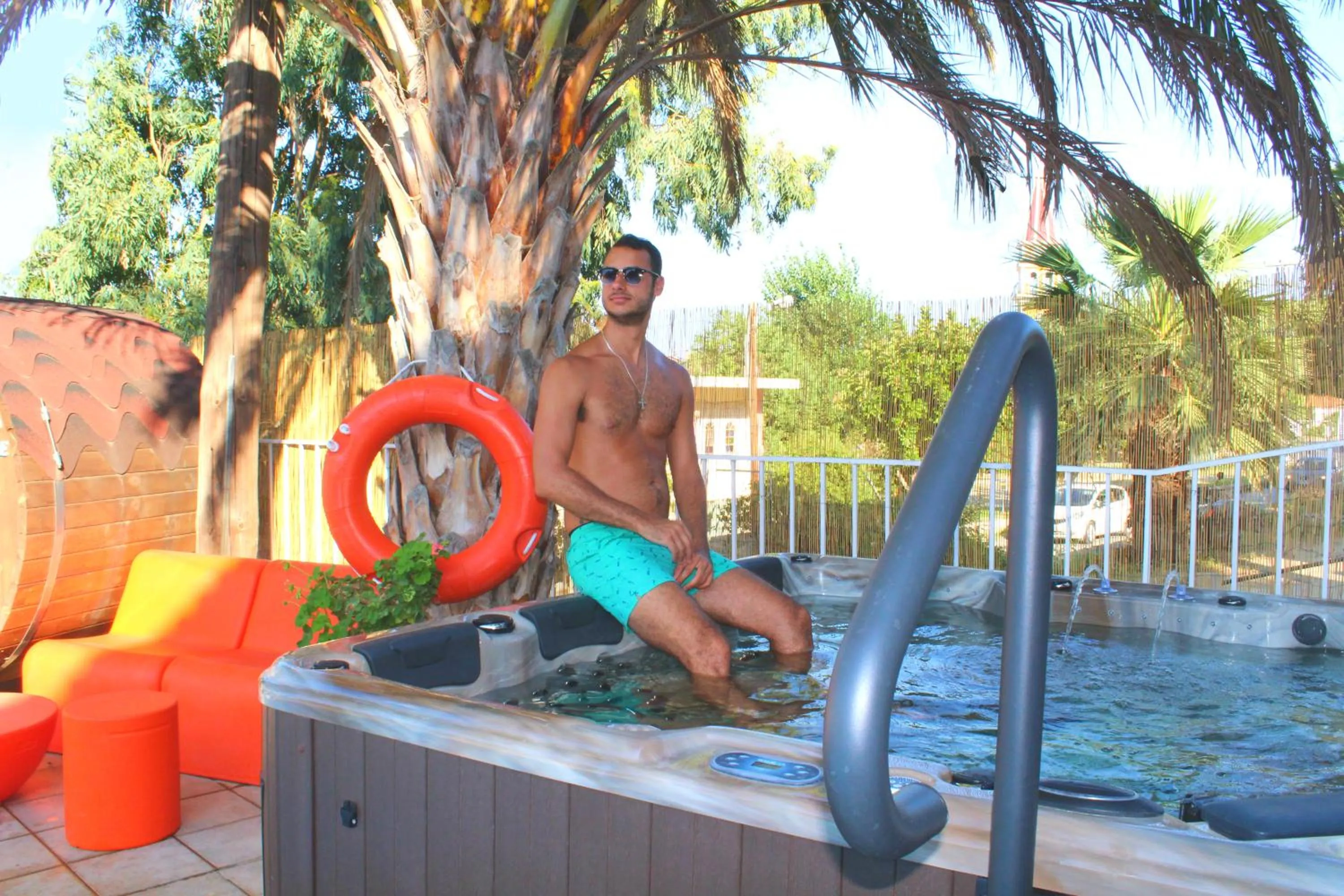 Hot Tub in Mirabelle Hotel