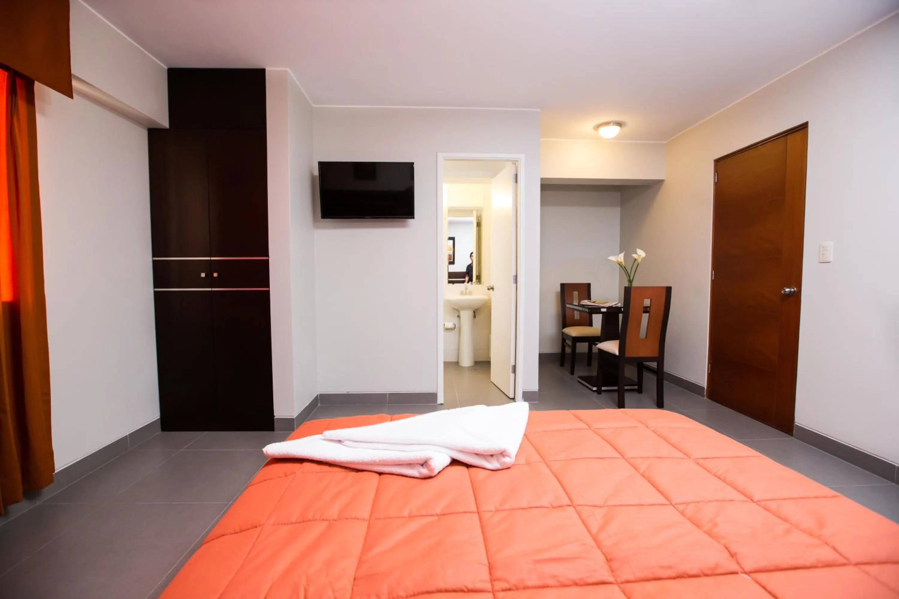 Decorative detail, Bed in Mariategui Hotel & Suites